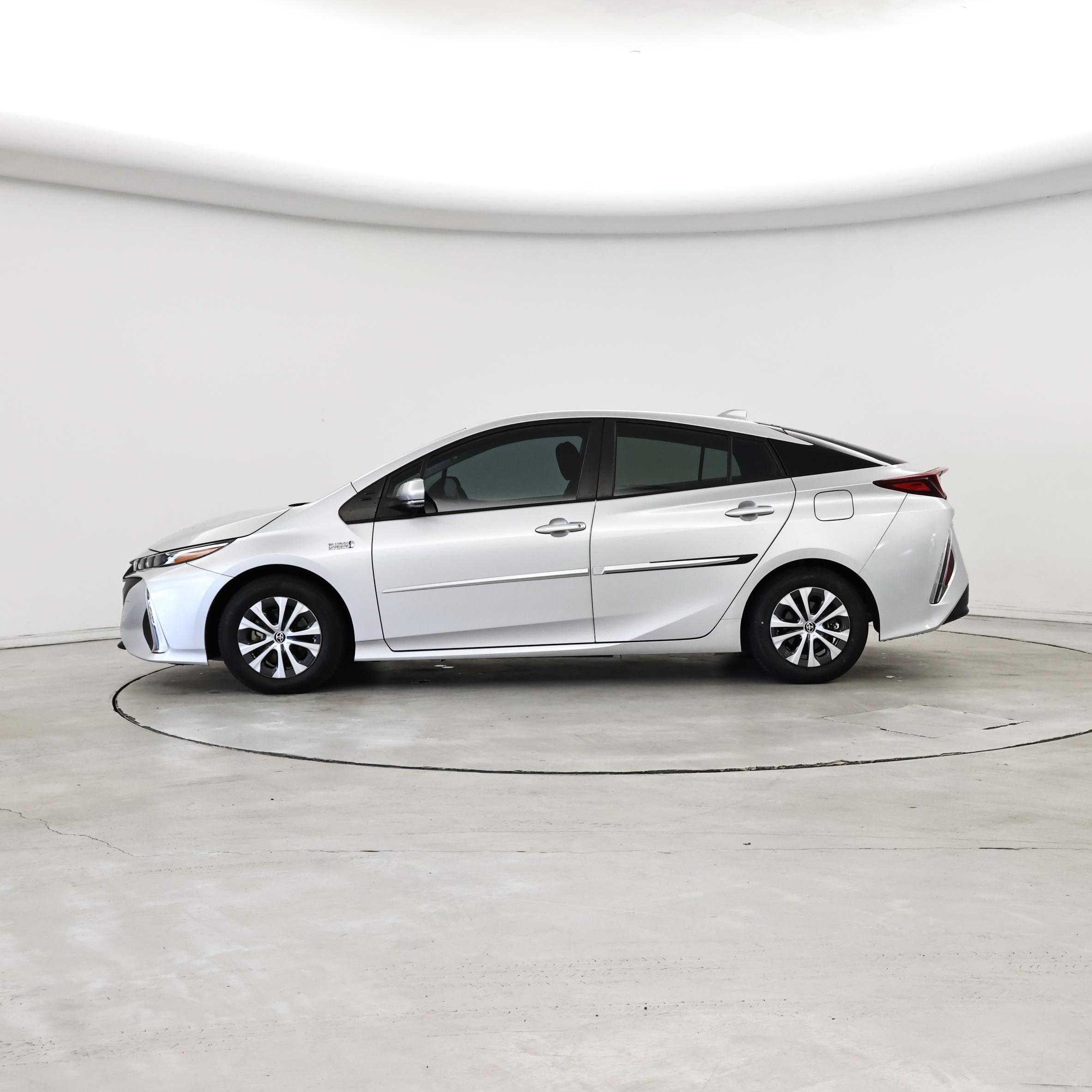 Thumbnail: 2021 Toyota Prius Prime - 3