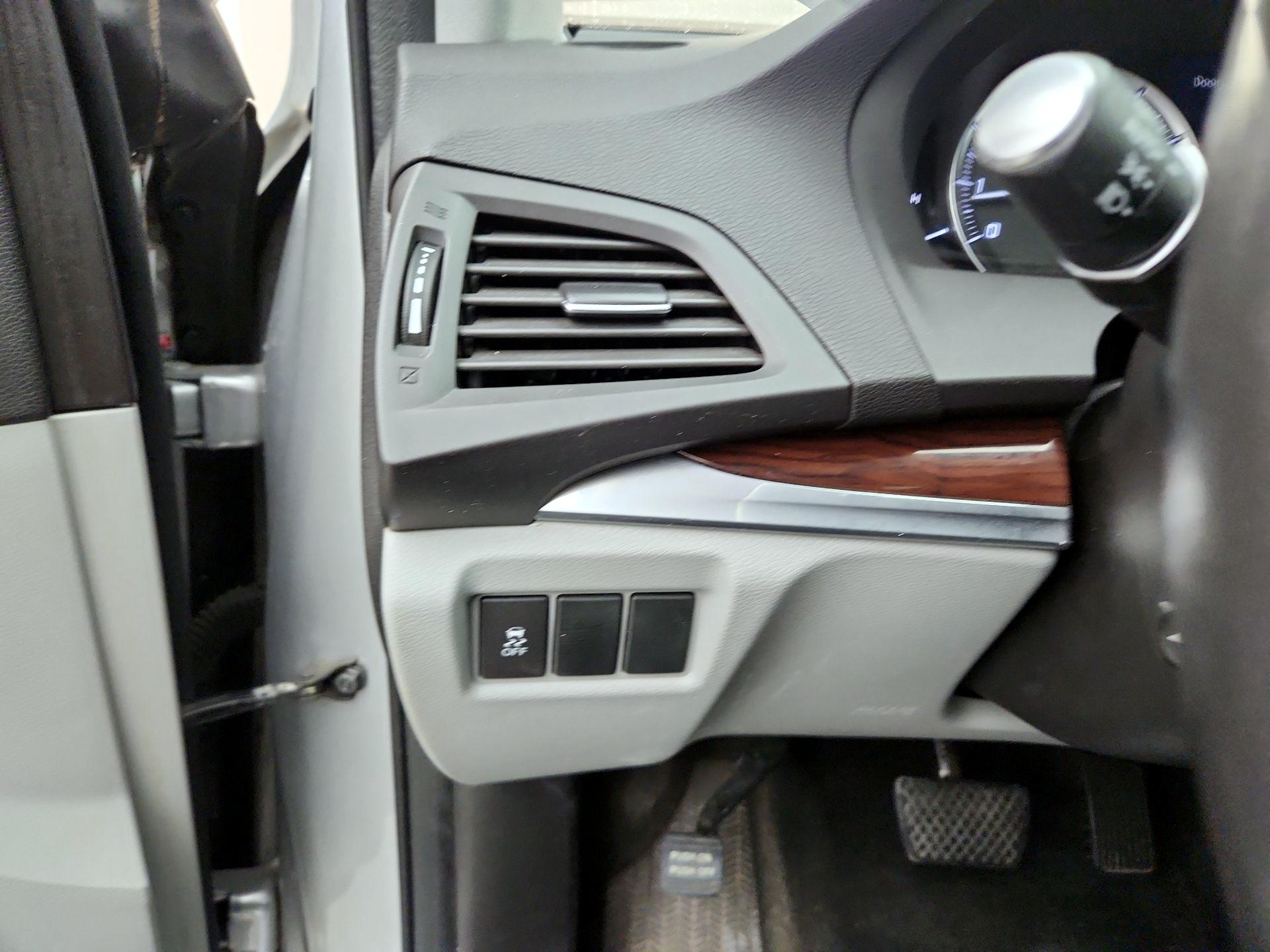 Thumbnail: 2014 Acura MDX - 13