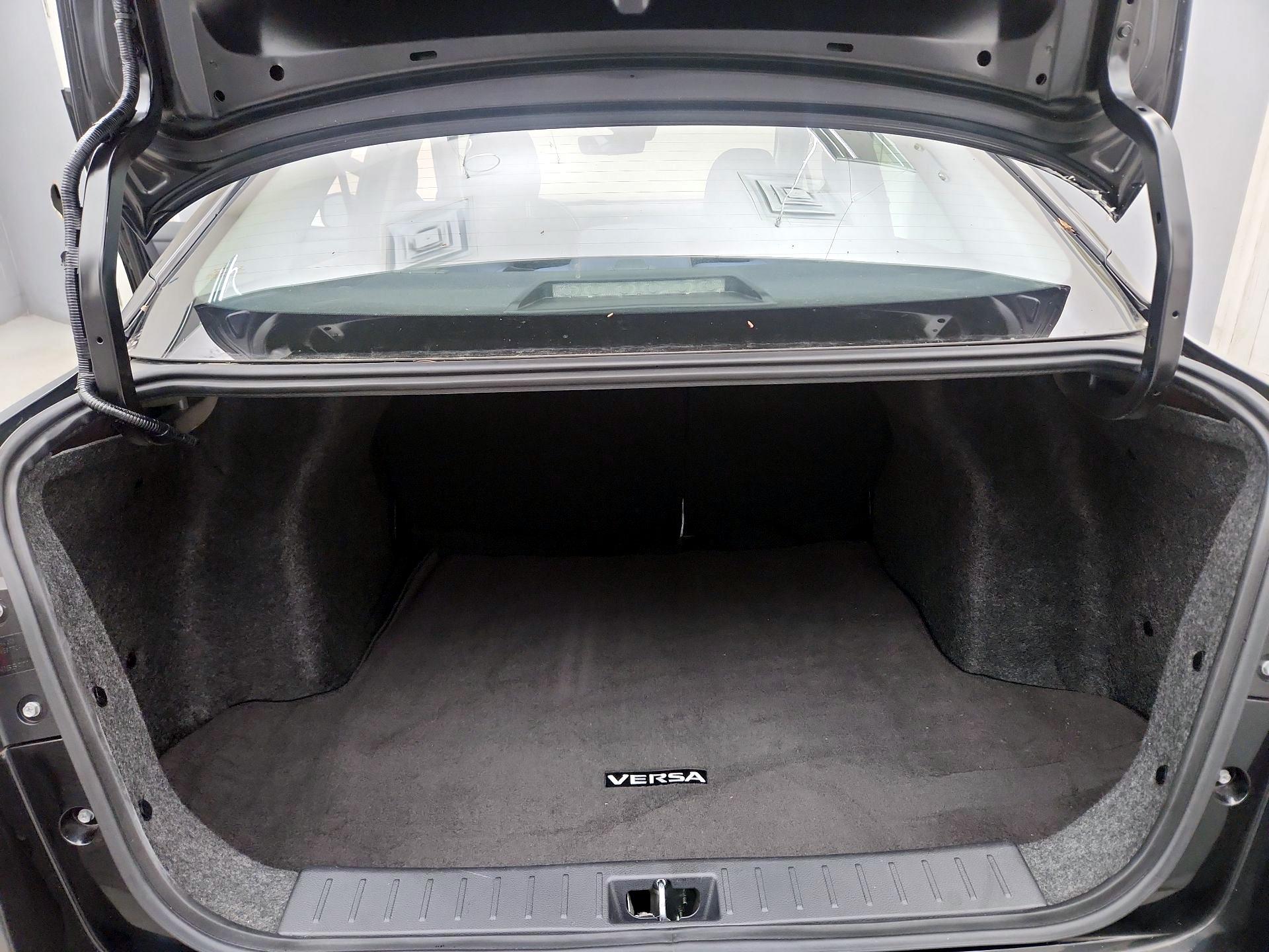 Thumbnail: 2020 Nissan Versa - 19