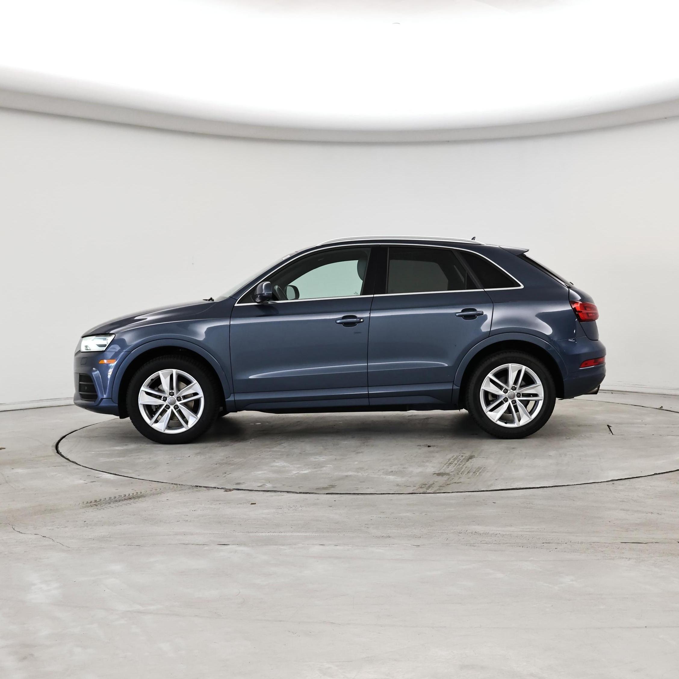 Thumbnail: 2016 Audi Q3 - 3