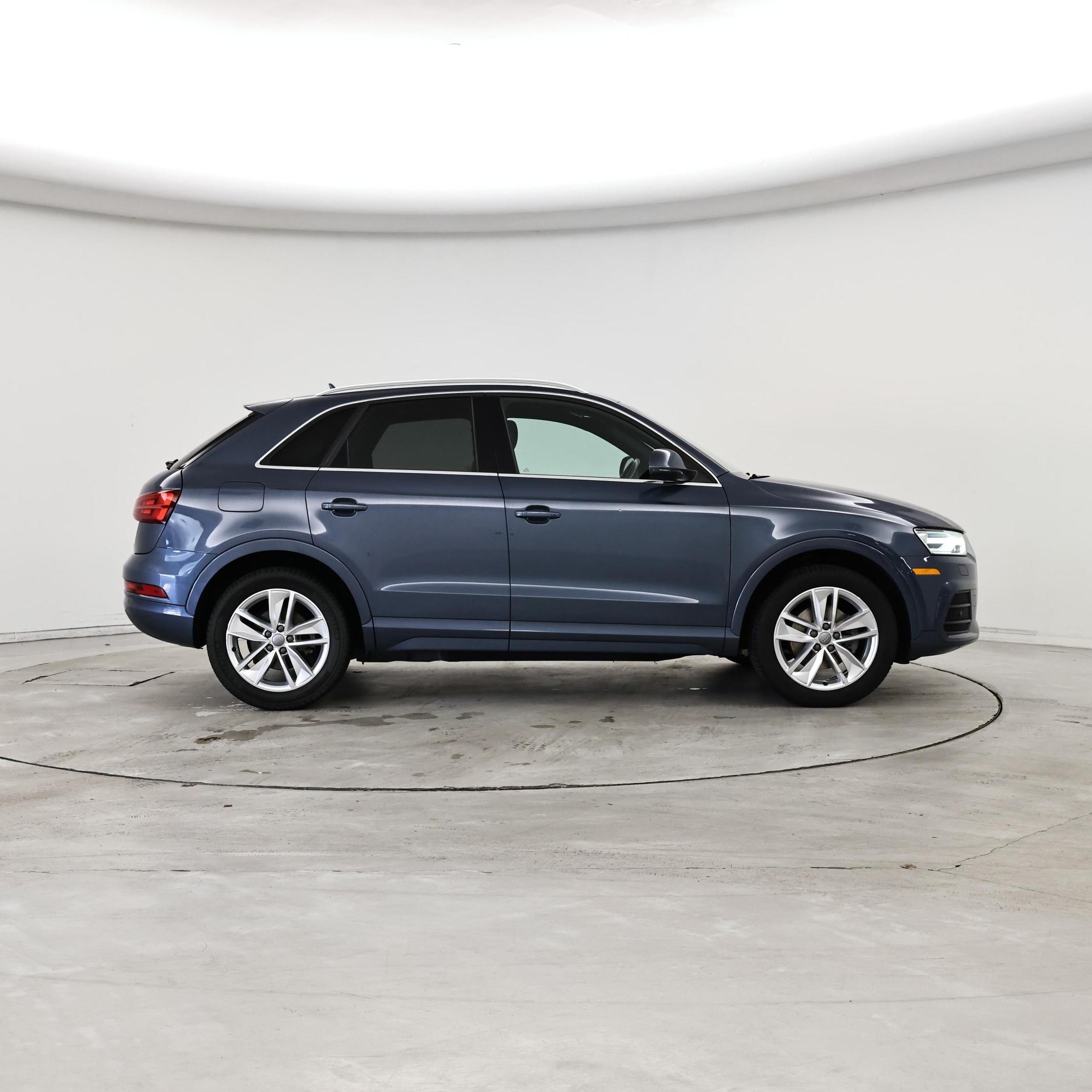 Thumbnail: 2016 Audi Q3 - 7