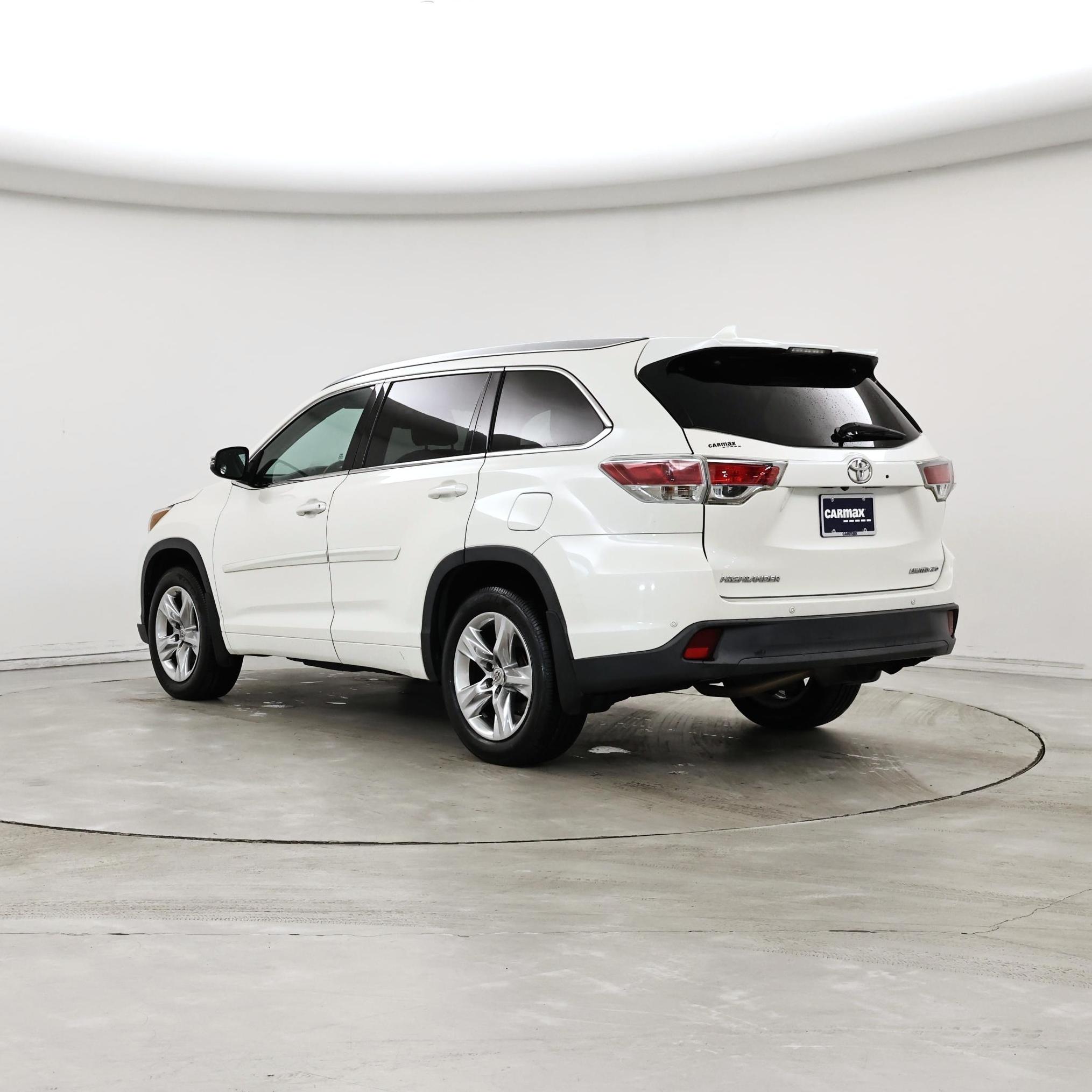 Thumbnail: 2014 Toyota Highlander - 2
