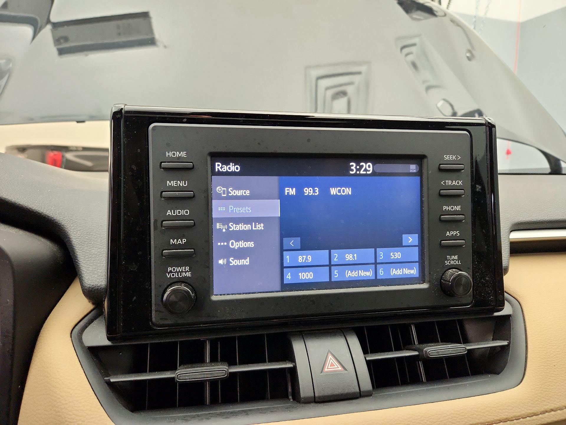 Thumbnail: 2019 Toyota RAV4 - 15