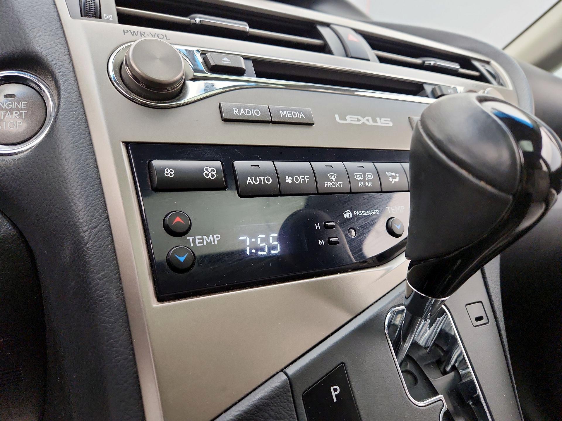 Thumbnail: 2015 Lexus RX - 16