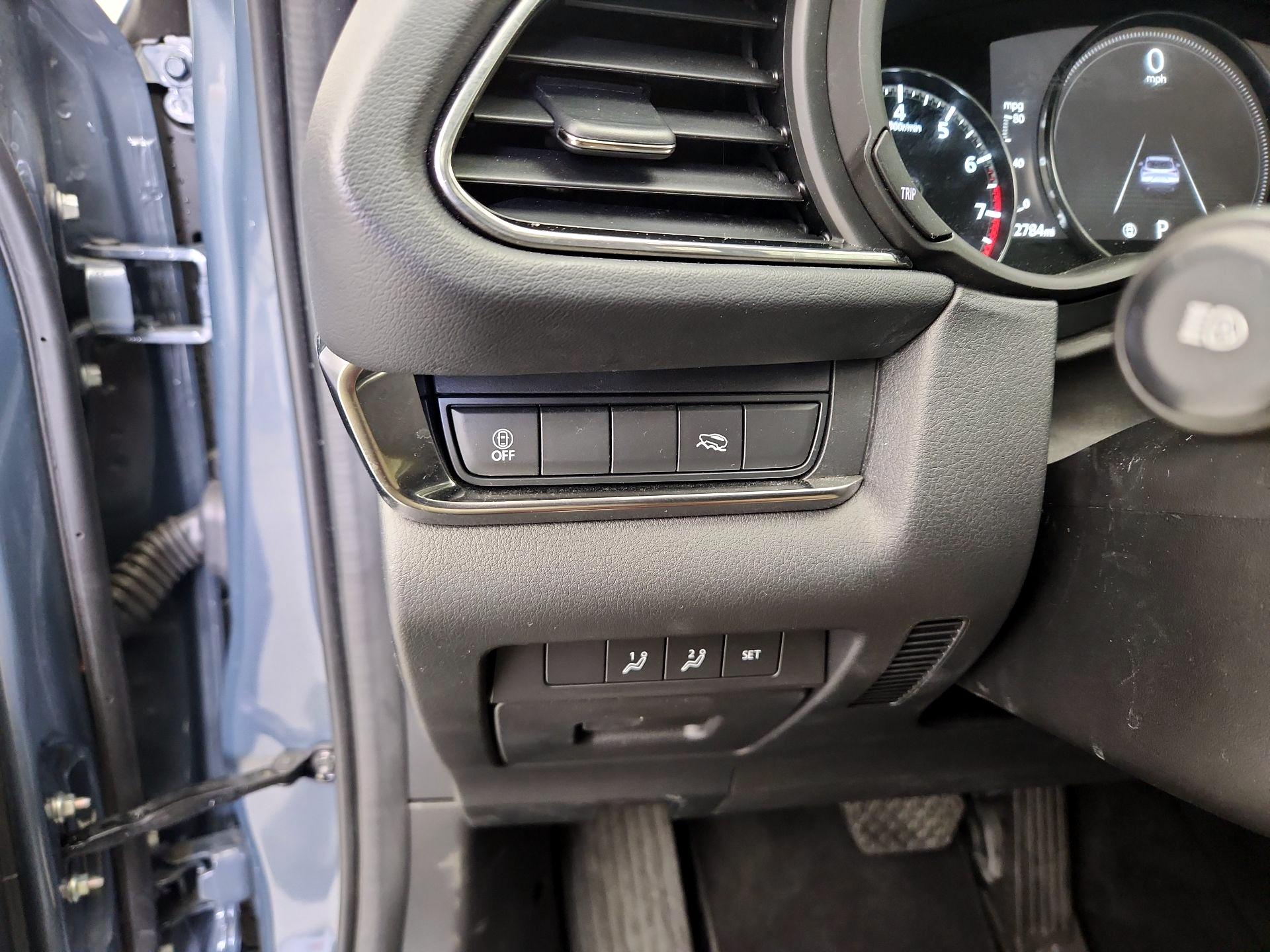 Thumbnail: 2022 Mazda CX-30 - 13