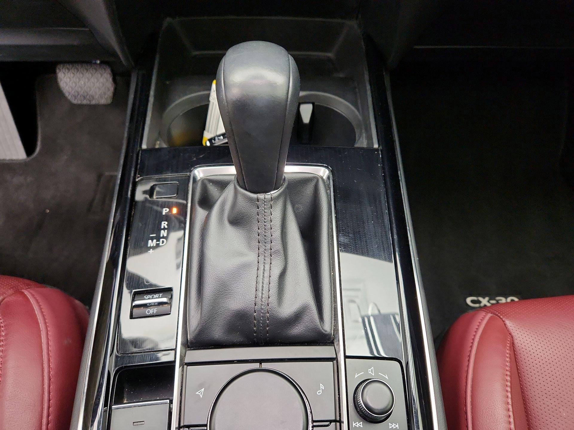 Thumbnail: 2022 Mazda CX-30 - 17