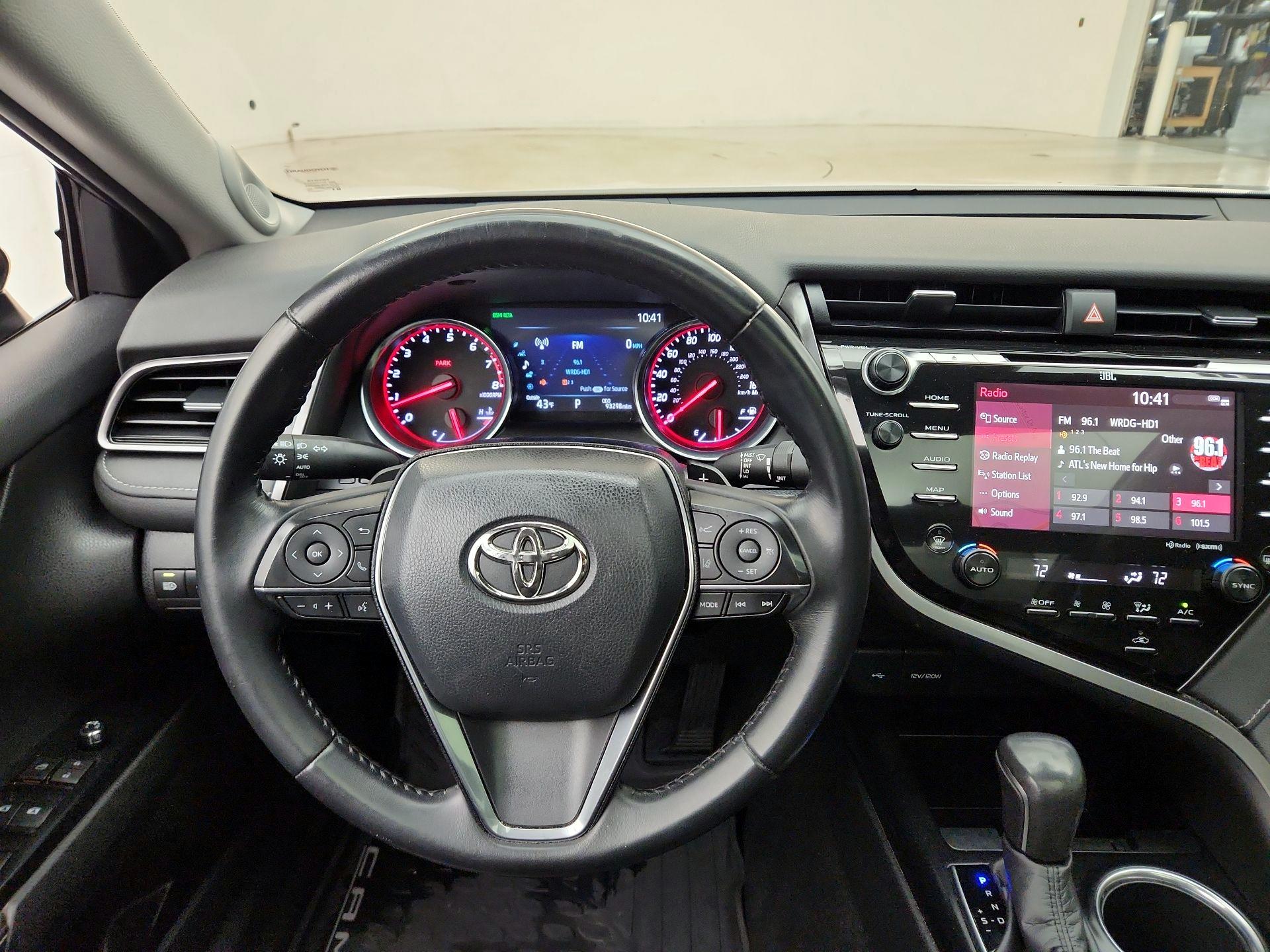 Thumbnail: 2020 Toyota Camry - 10