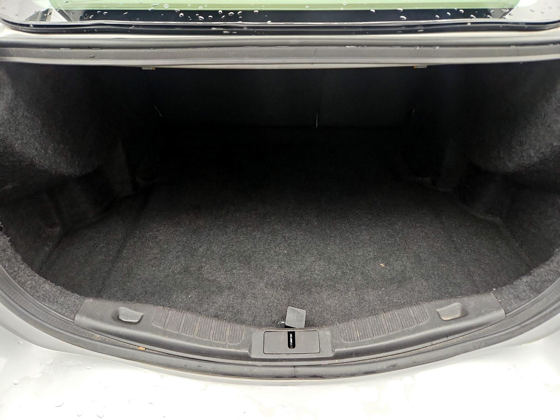 Thumbnail: 2014 Ford Fusion - 19