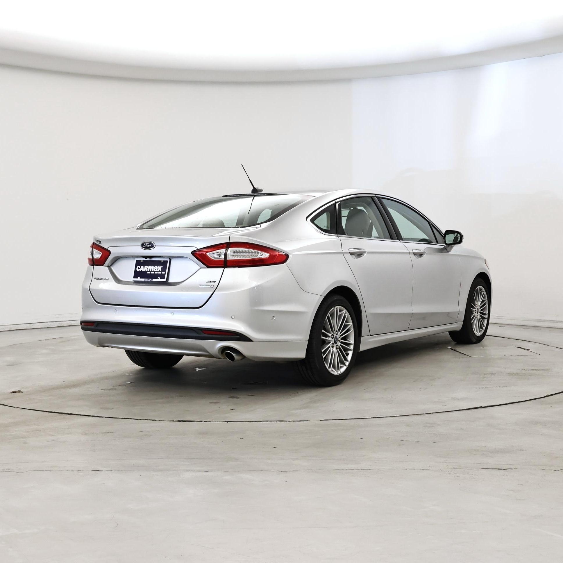 Thumbnail: 2014 Ford Fusion - 8