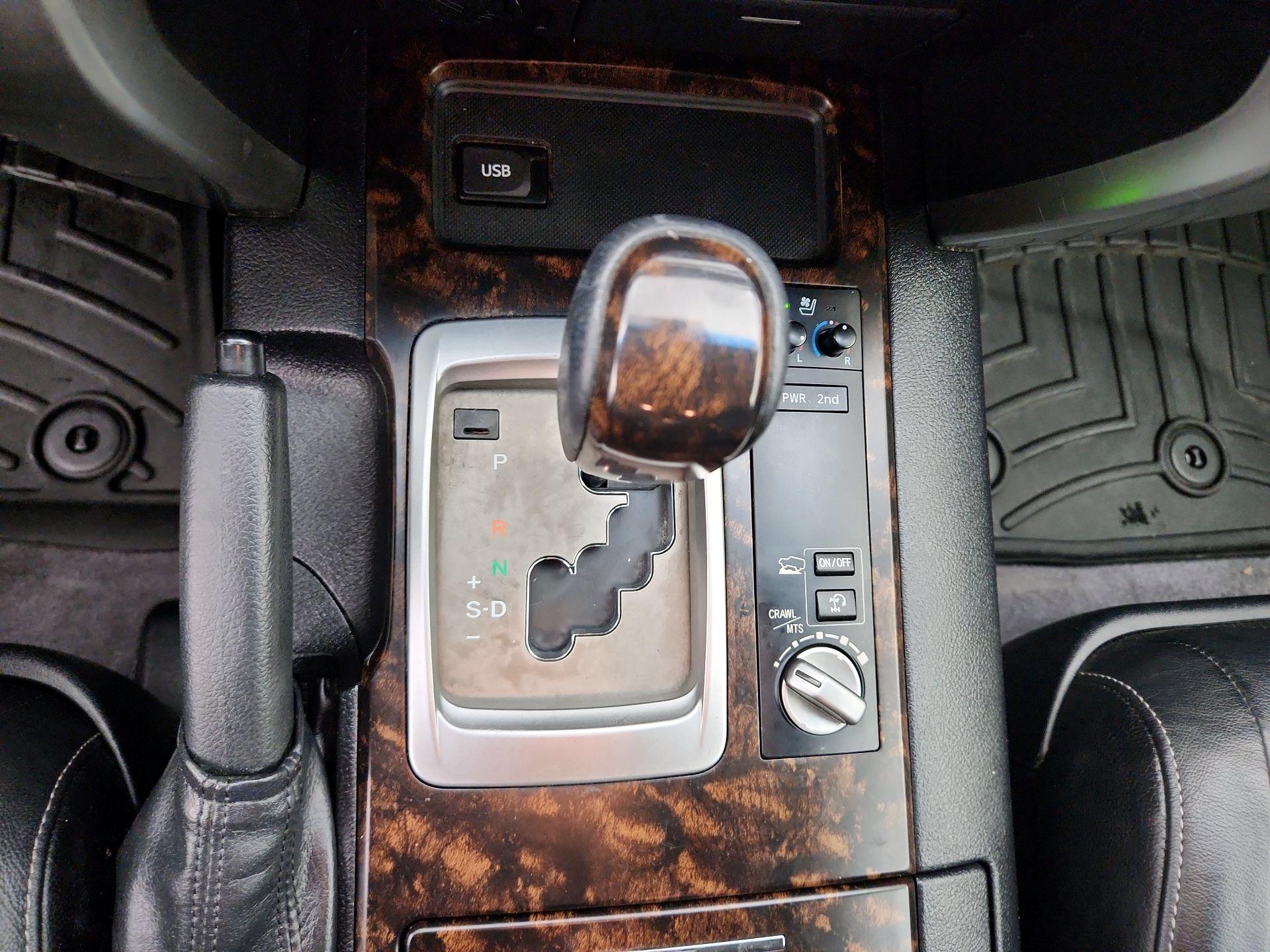 Thumbnail: 2014 Toyota Land Cruiser - 18