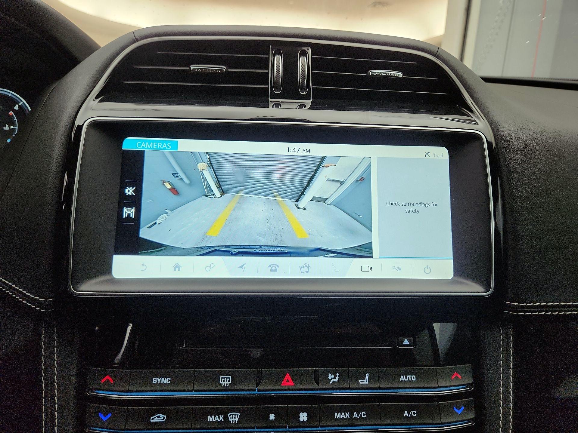 Thumbnail: 2018 Jaguar F-Pace - 15