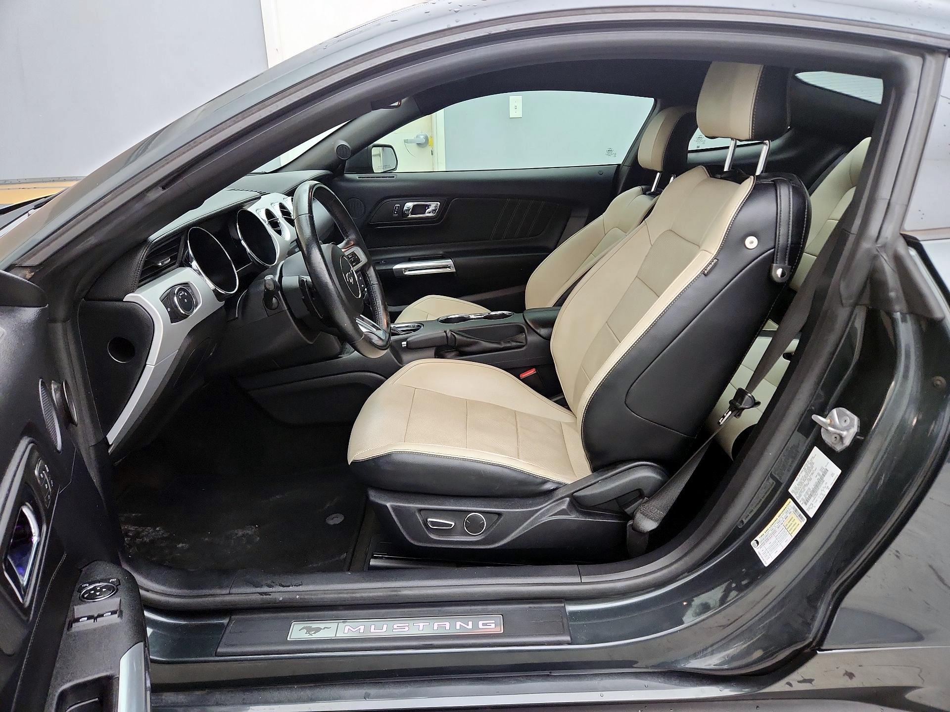 Thumbnail: 2015 Ford Mustang - 11