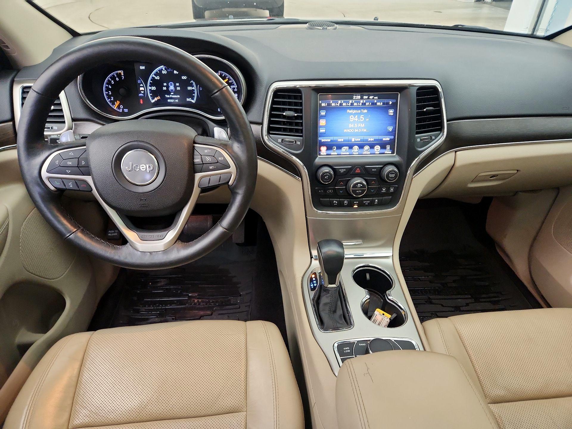 Thumbnail: 2017 Jeep Grand Cherokee - 9