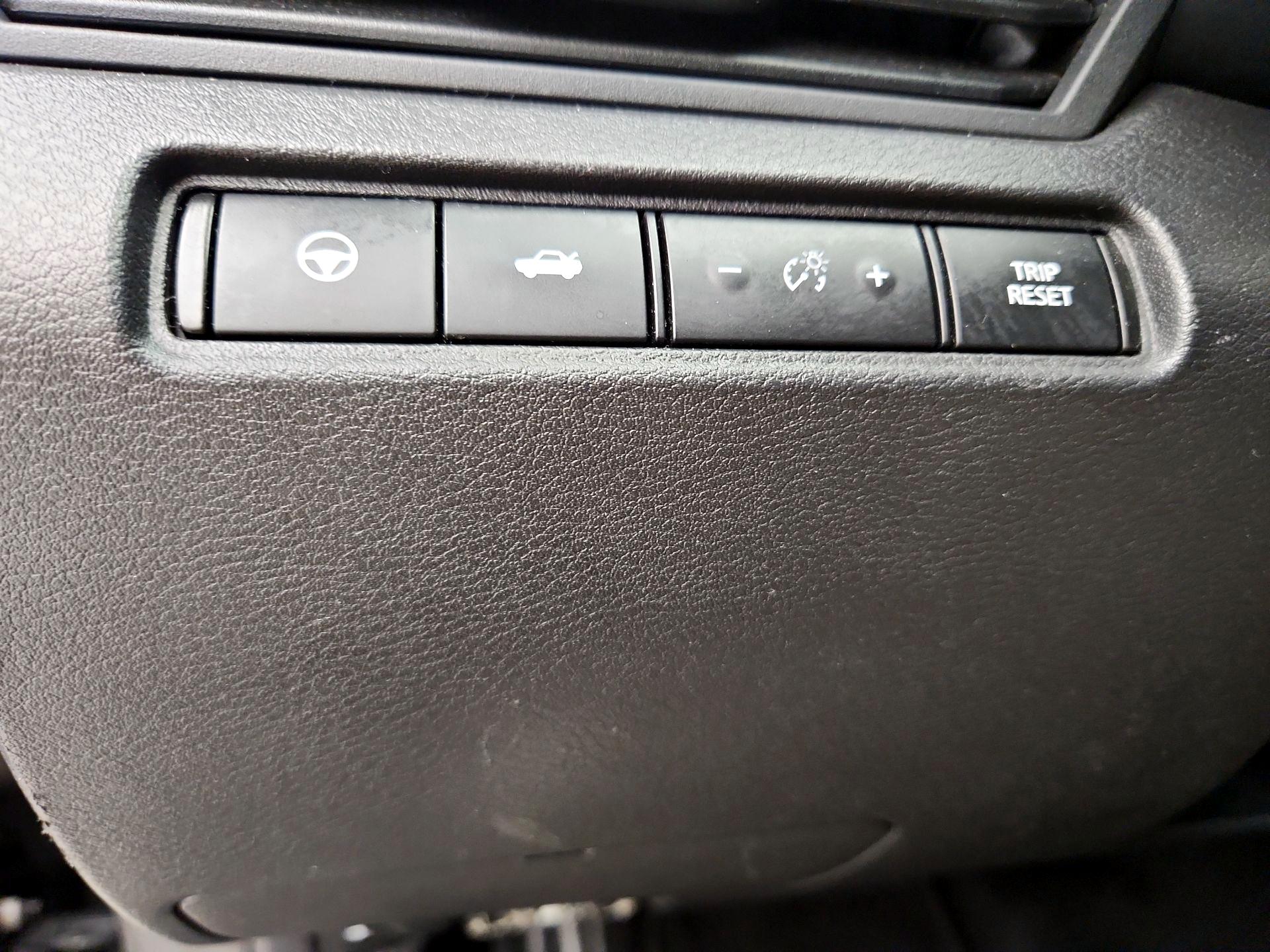 Thumbnail: 2019 Nissan Altima - 13