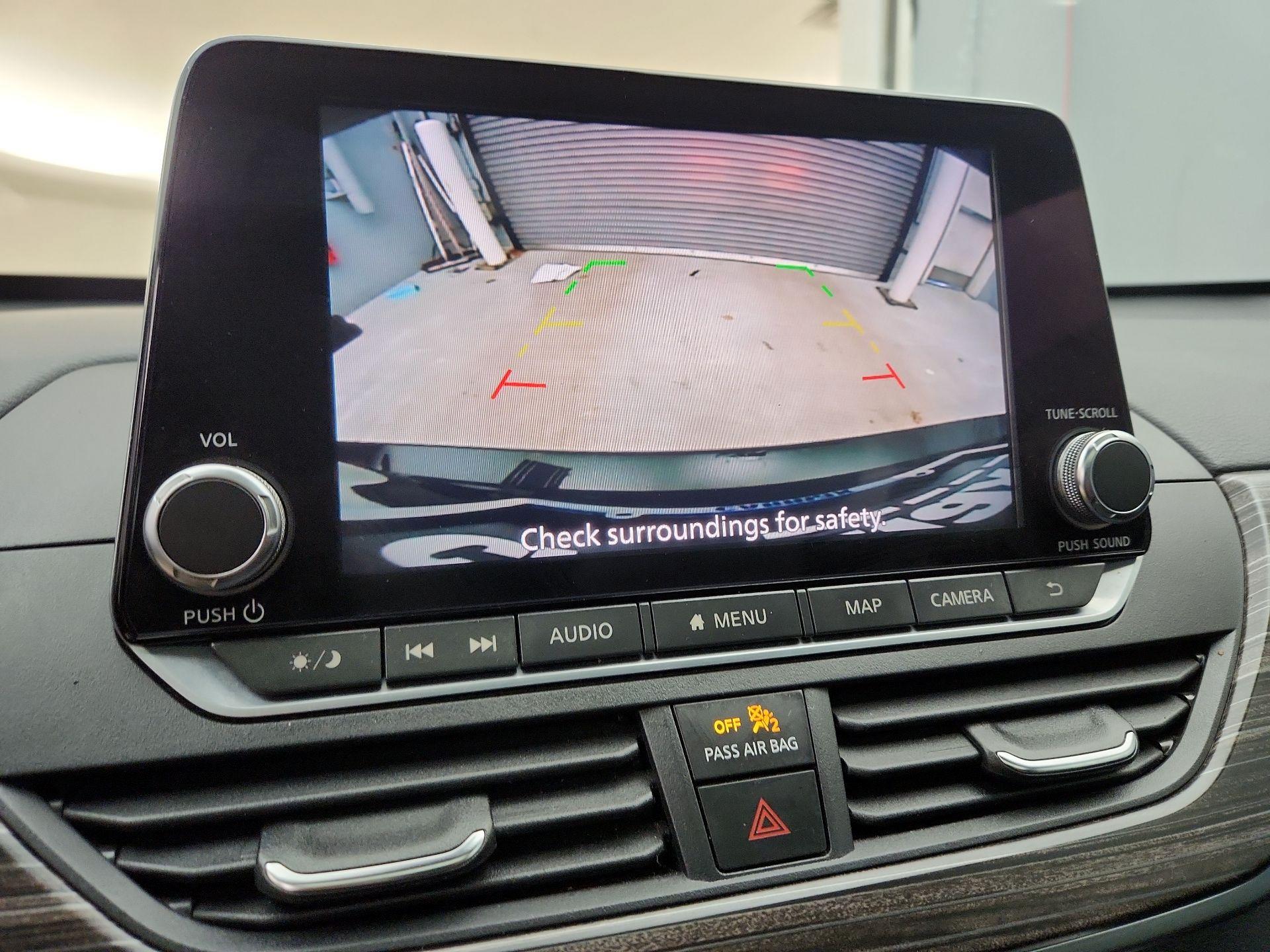 Thumbnail: 2019 Nissan Altima - 14