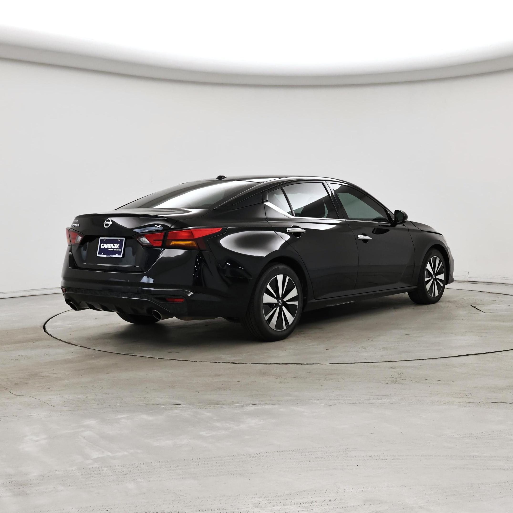 Thumbnail: 2019 Nissan Altima - 8