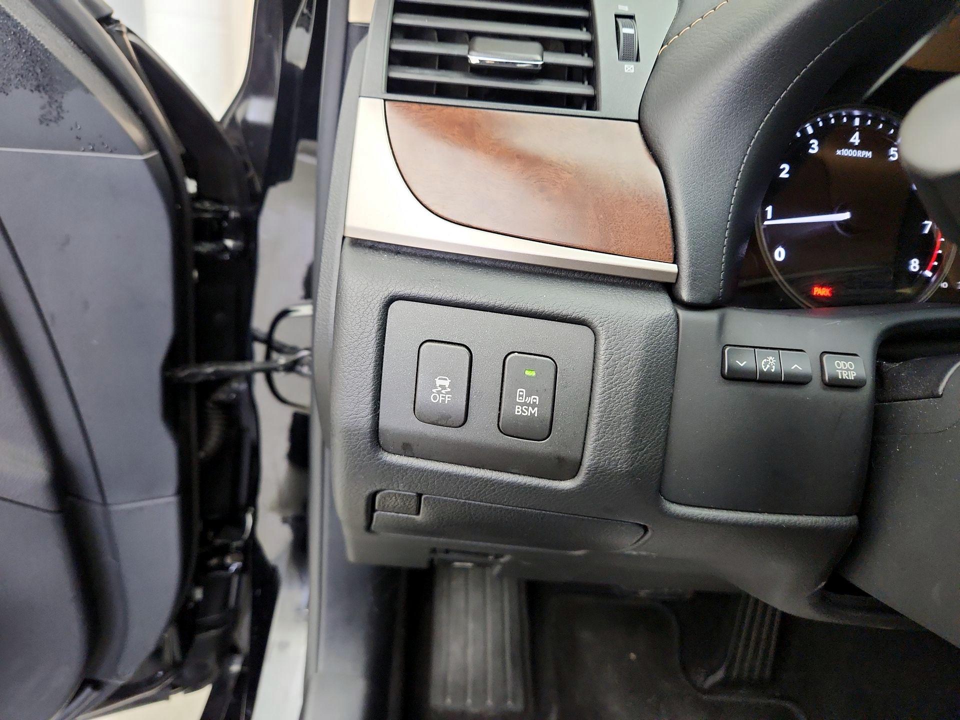 Thumbnail: 2015 Lexus GS - 13