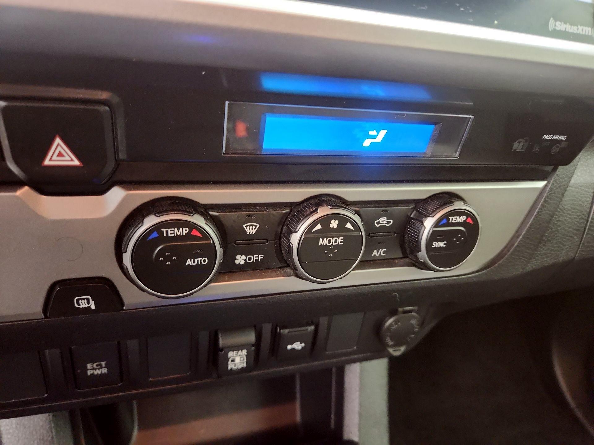 Thumbnail: 2023 Toyota Tacoma - 16