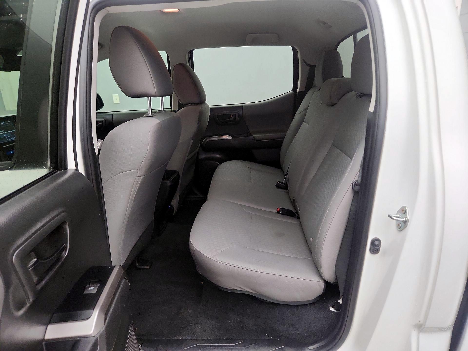 Thumbnail: 2023 Toyota Tacoma - 19