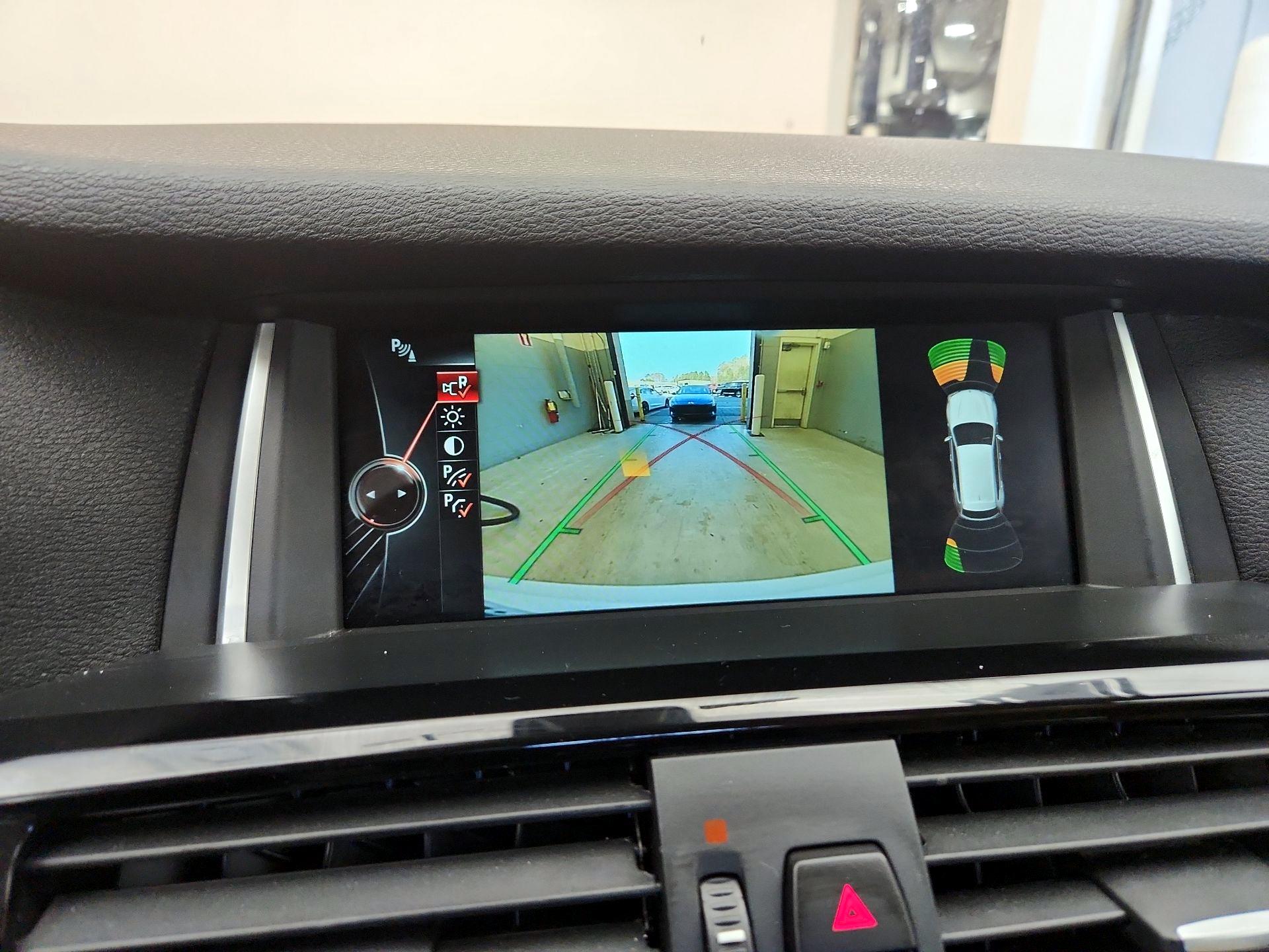 Thumbnail: 2016 BMW X3 - 15