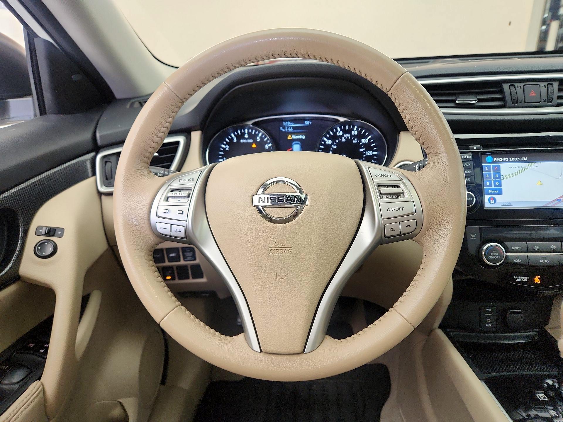 Thumbnail: 2015 Nissan Rogue - 10