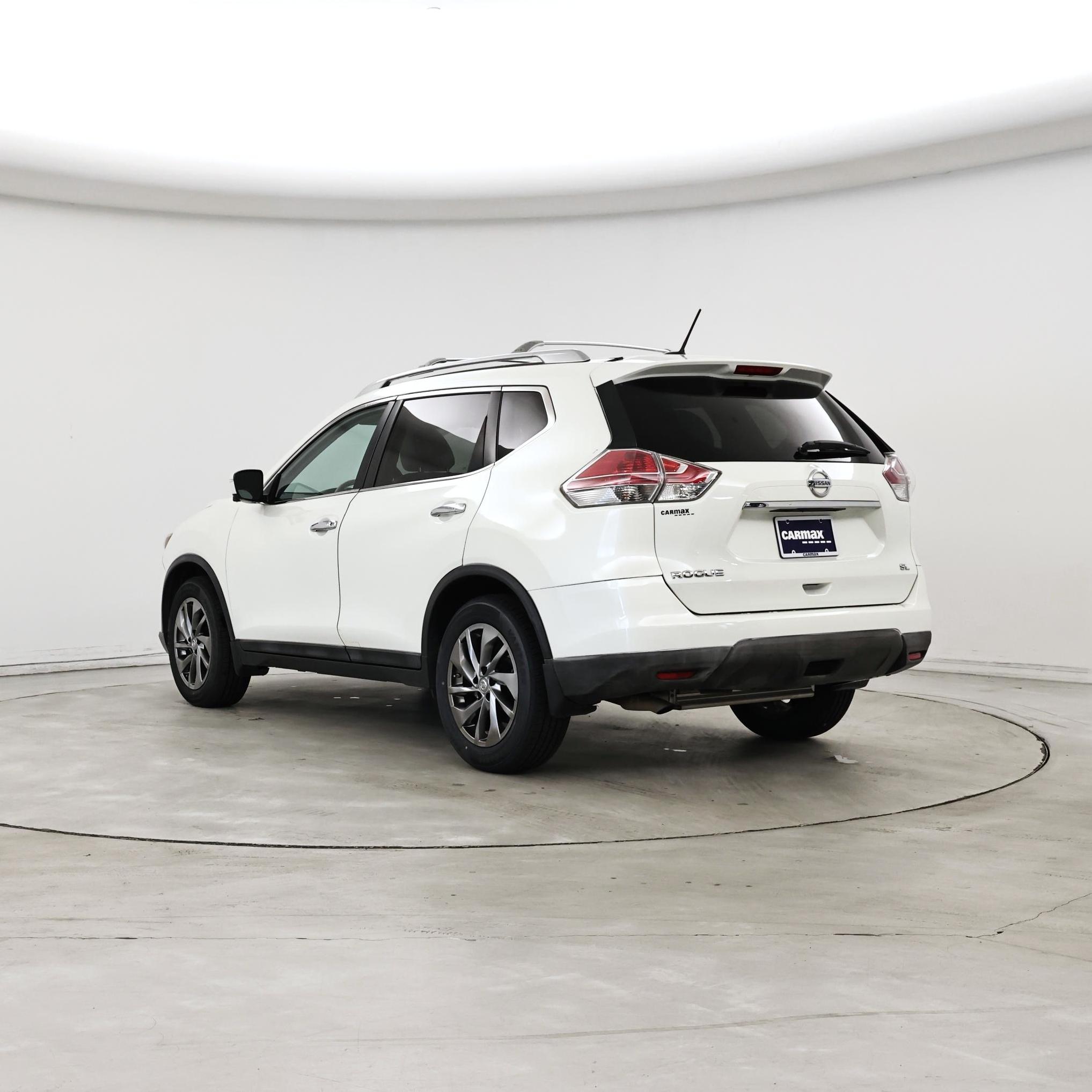 Thumbnail: 2015 Nissan Rogue - 2