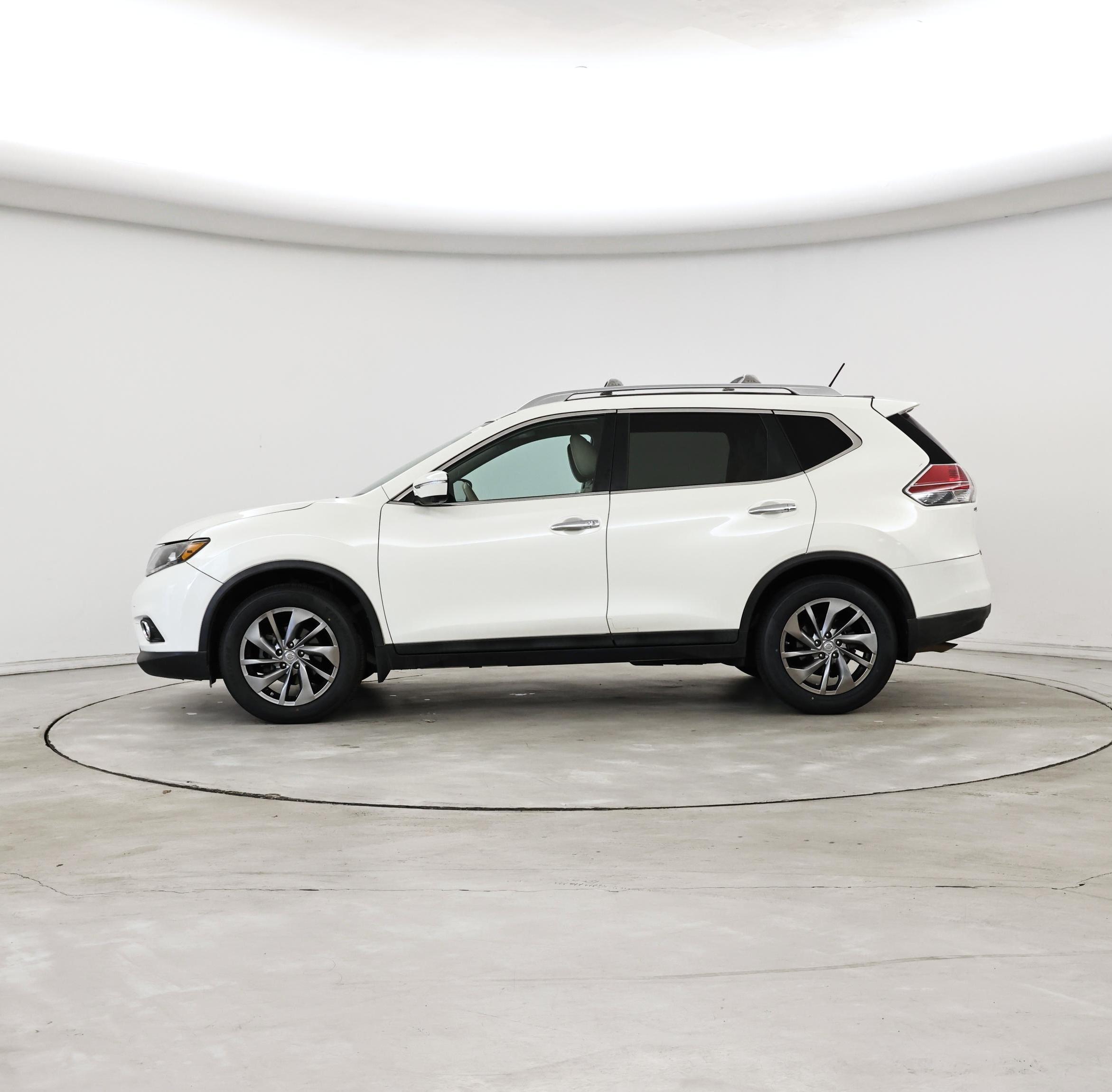 Thumbnail: 2015 Nissan Rogue - 3