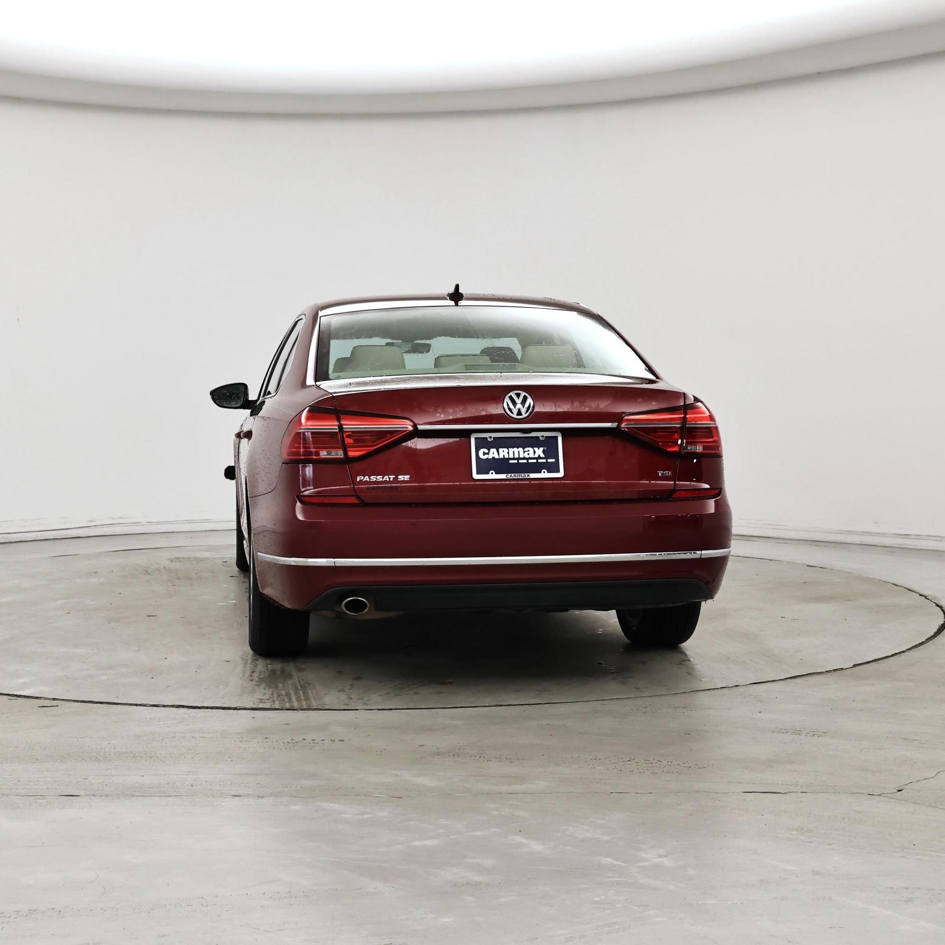 Thumbnail: 2016 Volkswagen Passat - 6