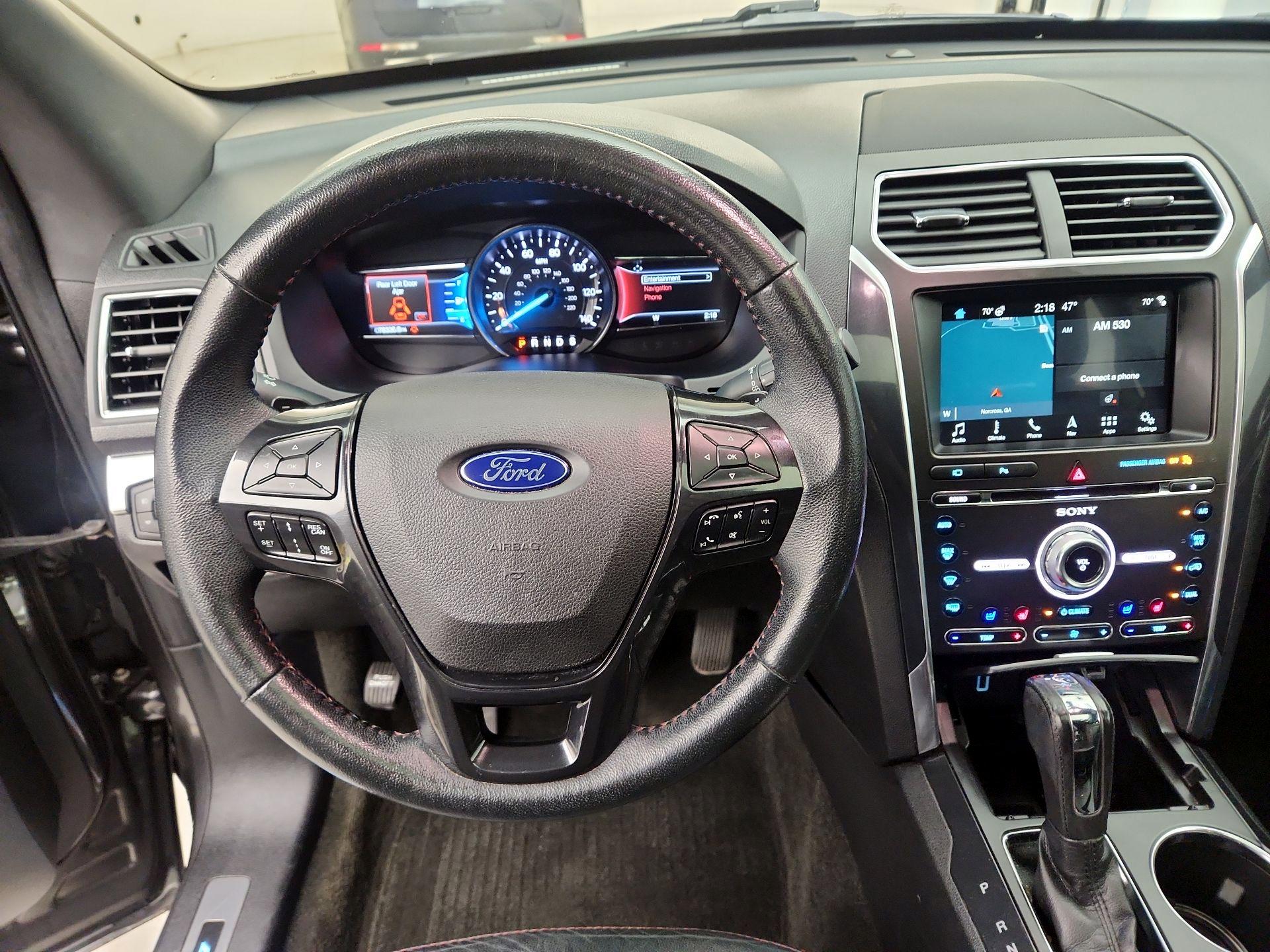 Thumbnail: 2018 Ford Explorer - 10