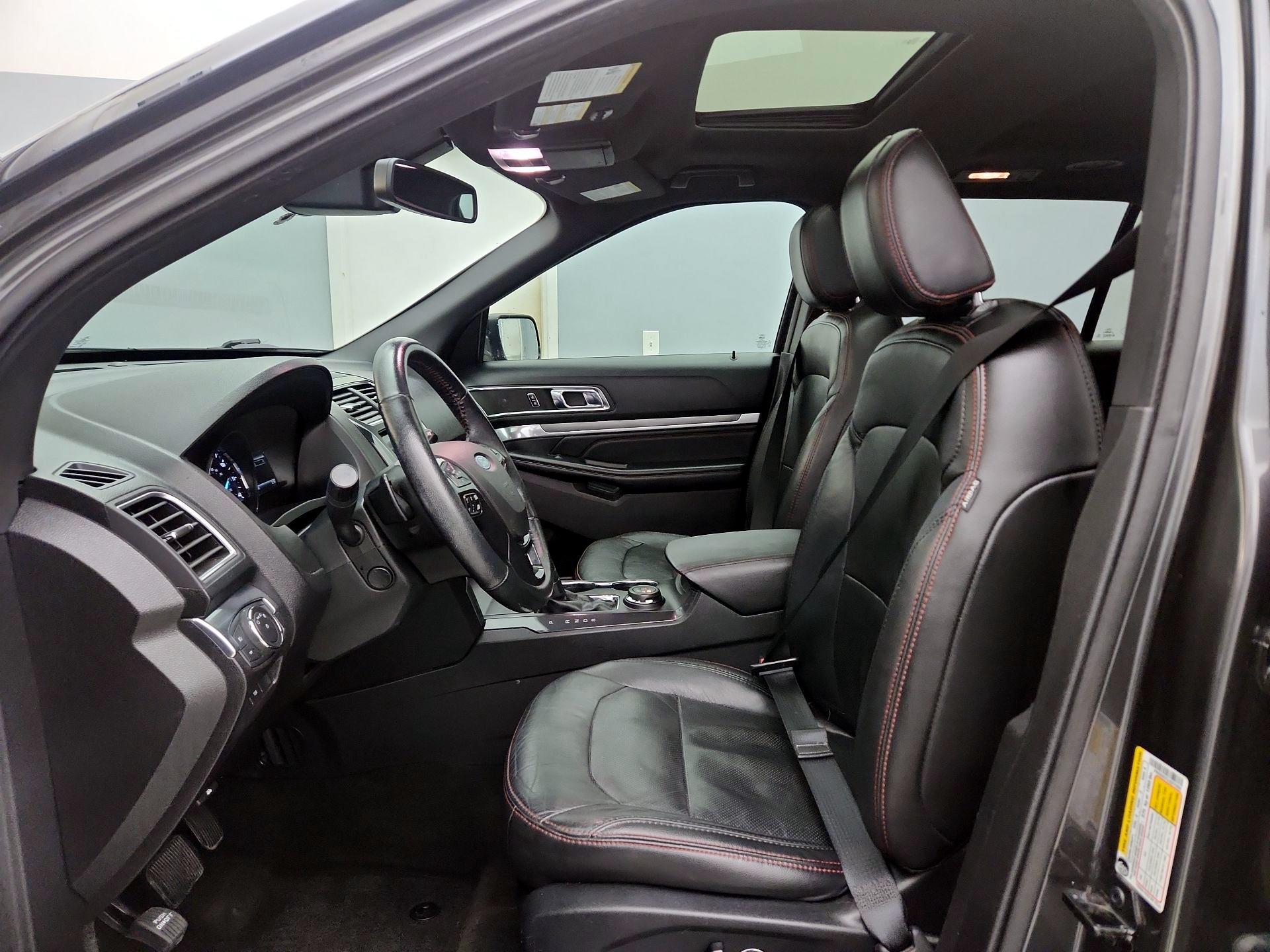 Thumbnail: 2018 Ford Explorer - 11