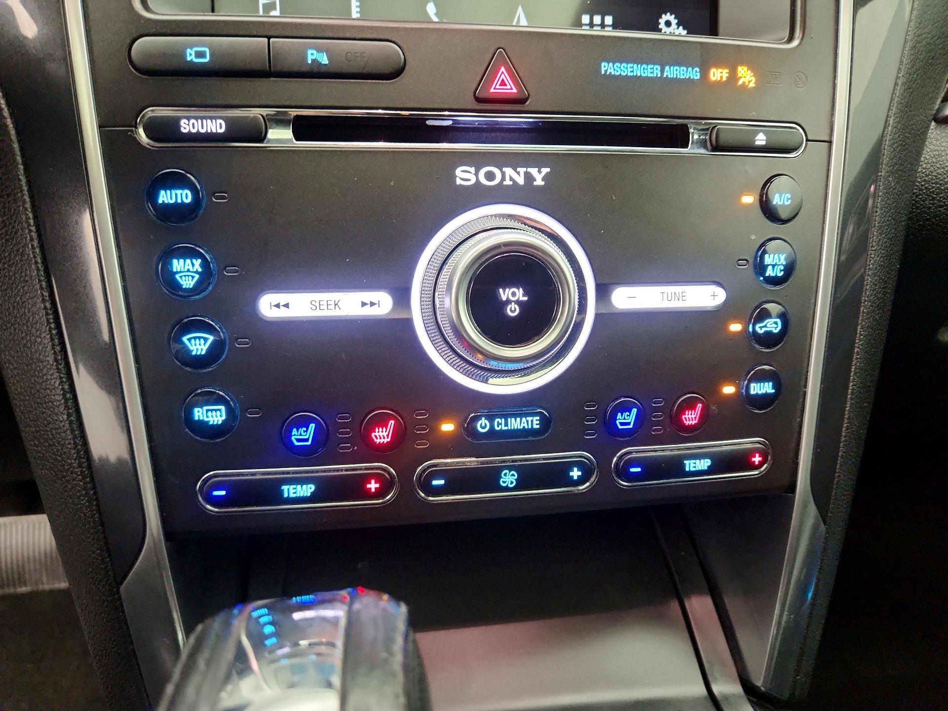 Thumbnail: 2018 Ford Explorer - 17