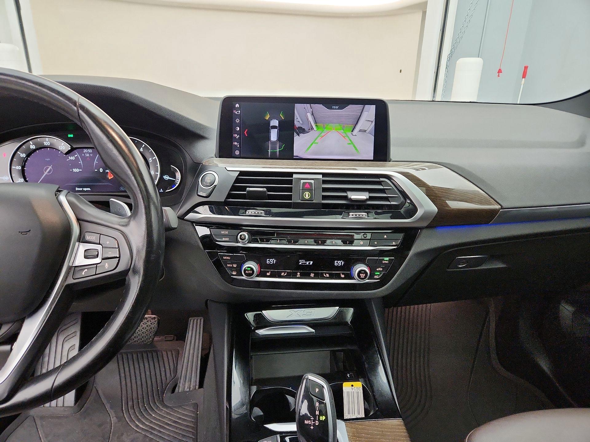 Thumbnail: 2019 BMW X3 - 9