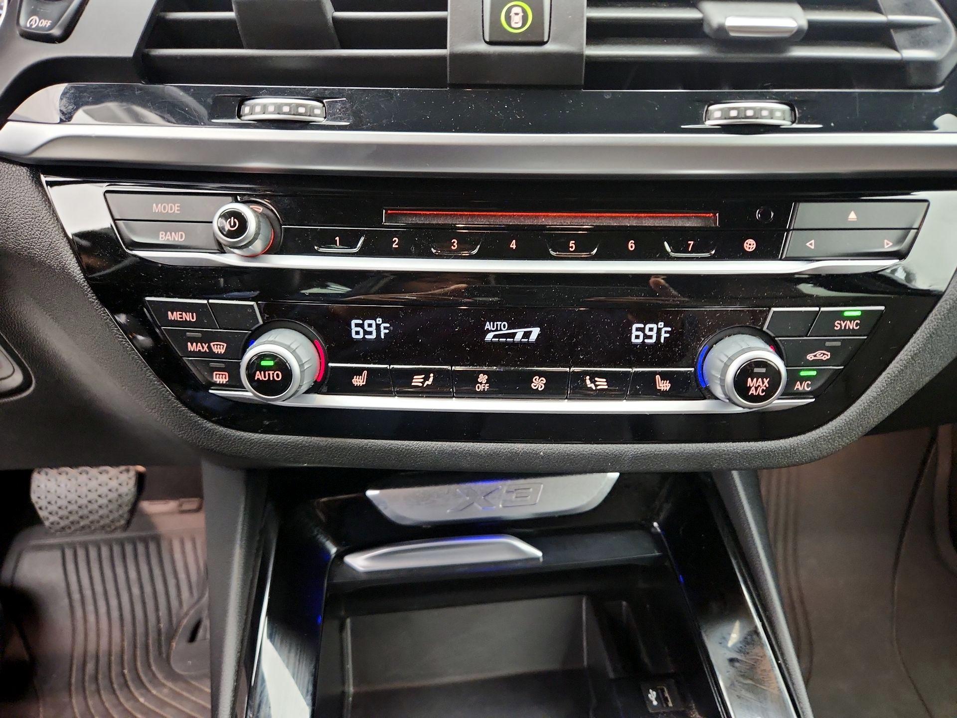 Thumbnail: 2019 BMW X3 - 16