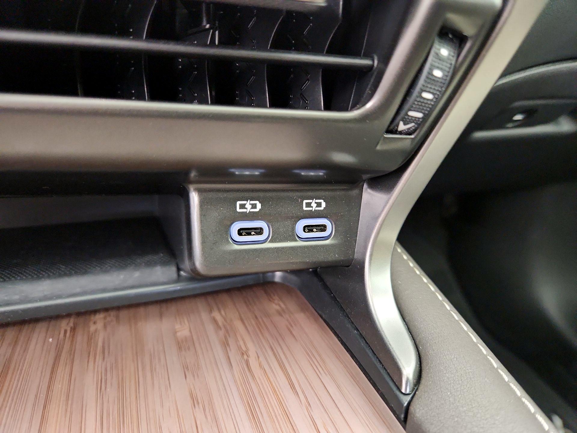 Thumbnail: 2024 Lexus RX - 18