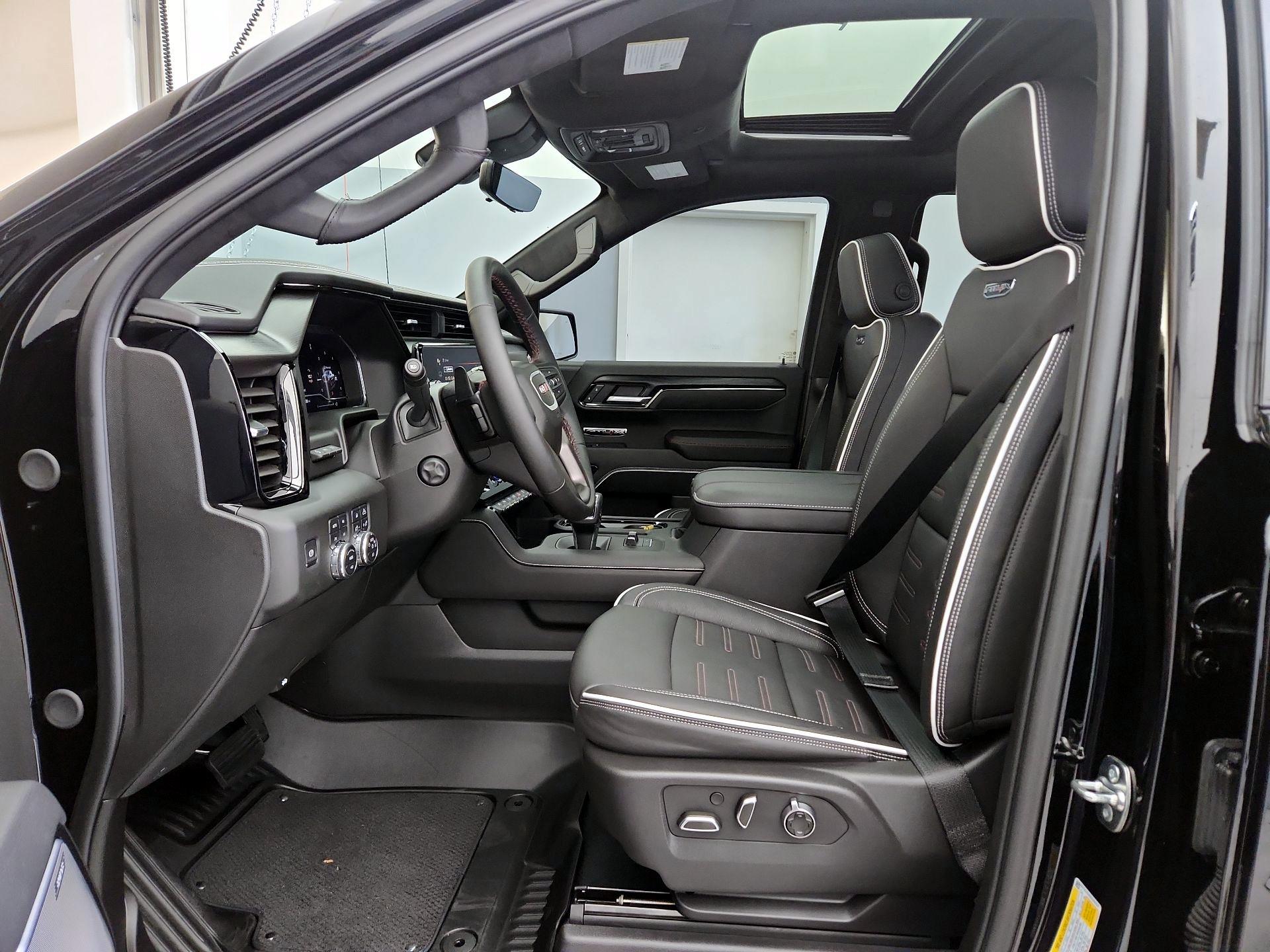 Thumbnail: 2025 GMC Sierra 1500 - 11