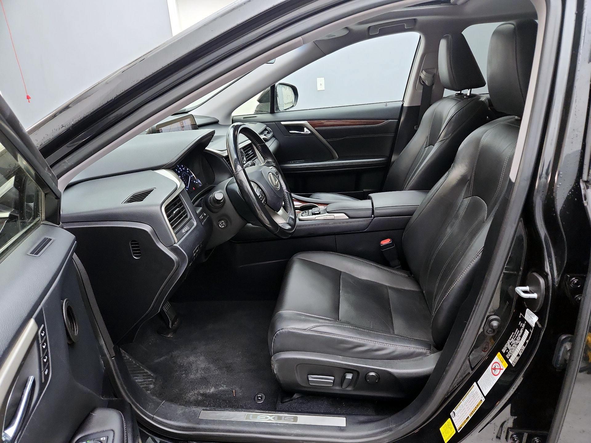 Thumbnail: 2018 Lexus RX - 11