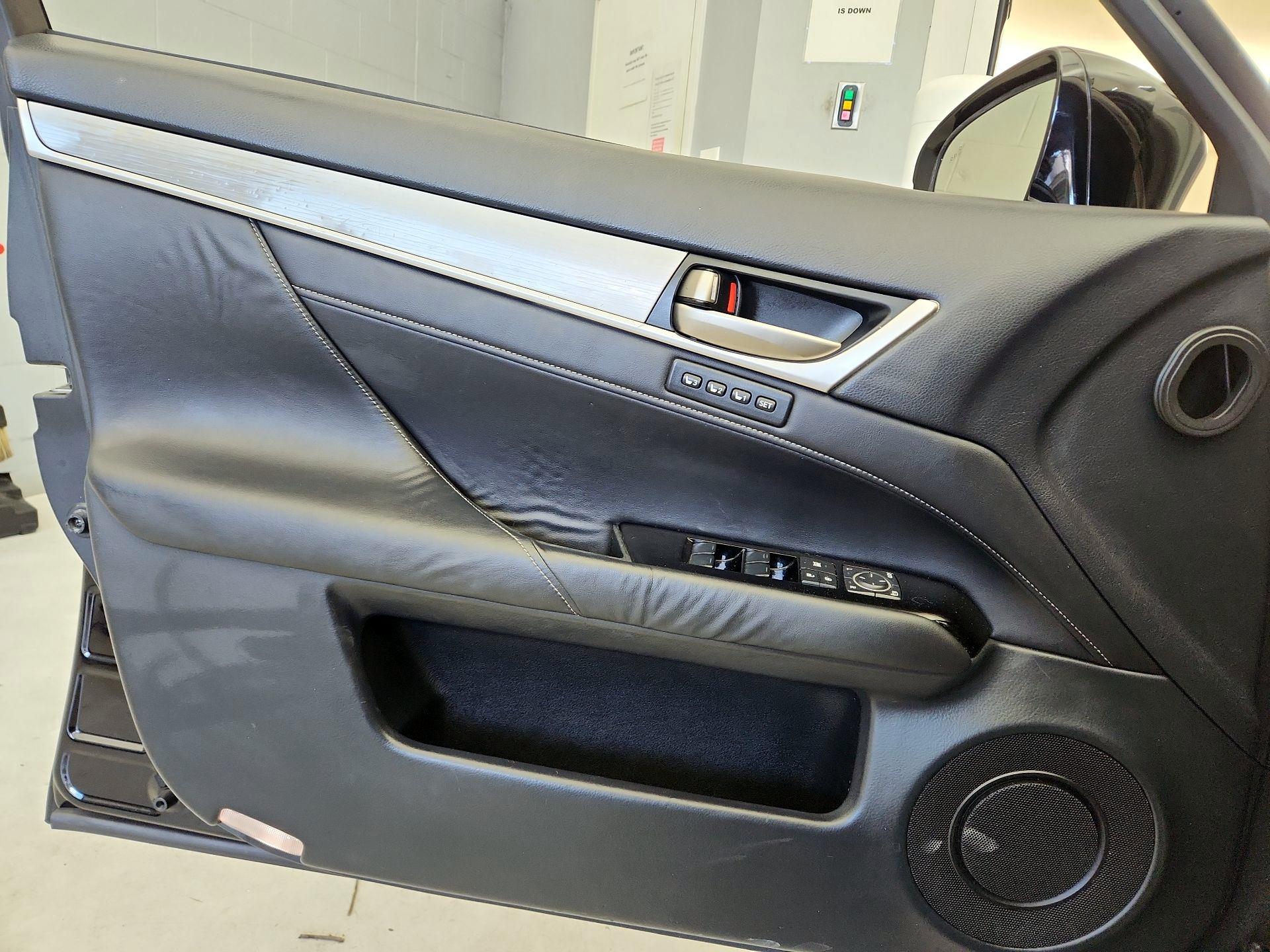 Thumbnail: 2014 Lexus GS - 12