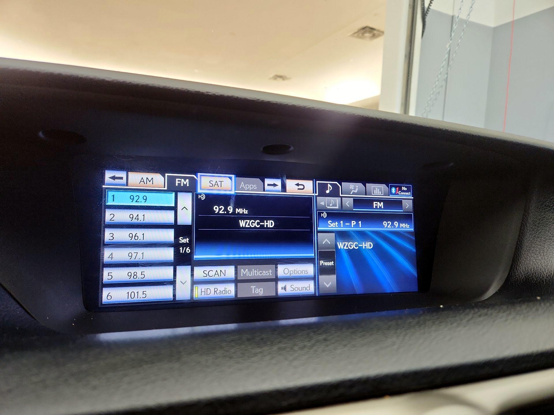 Thumbnail: 2014 Lexus GS - 16