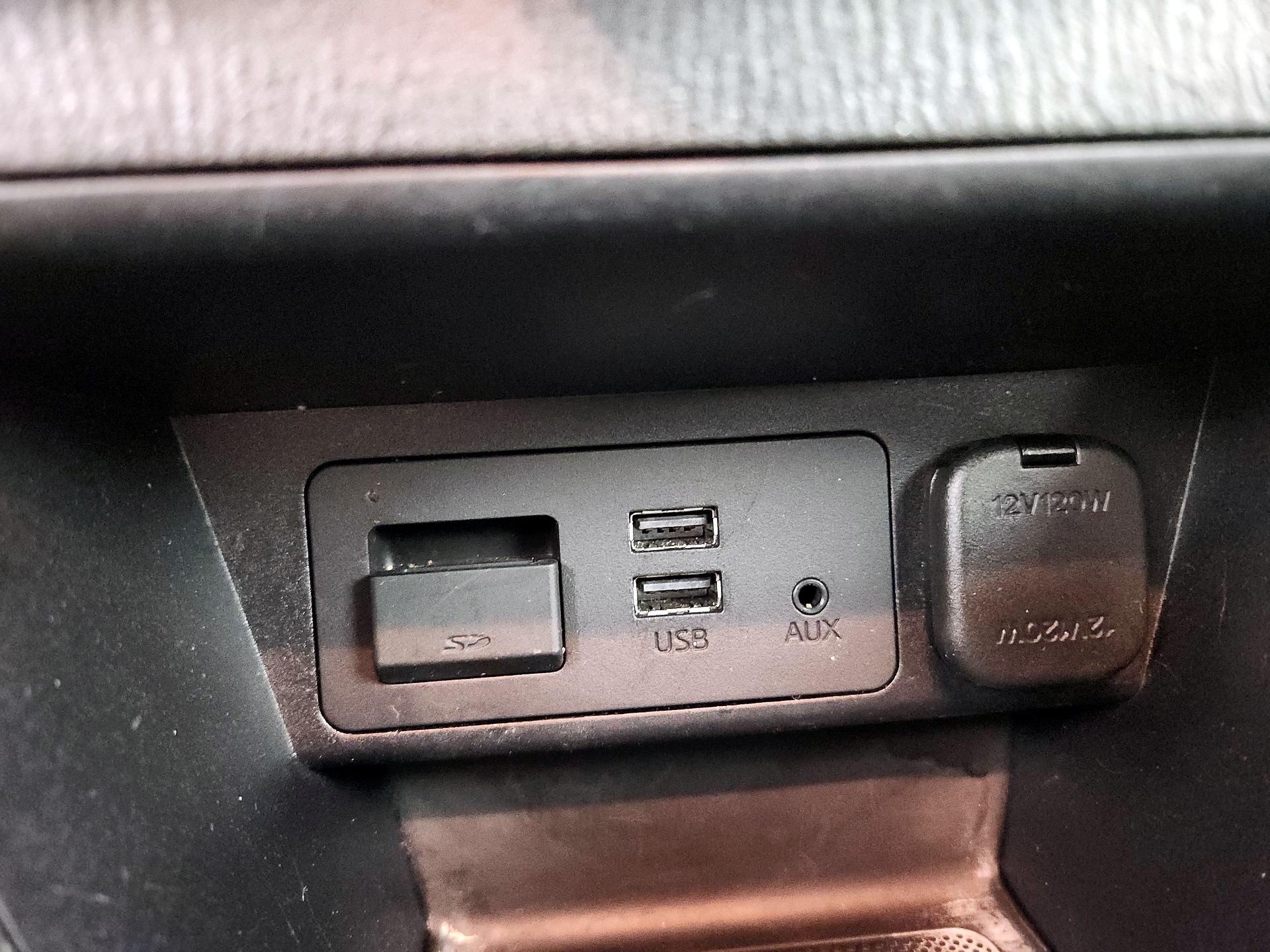 Thumbnail: 2019 Toyota Yaris - 18