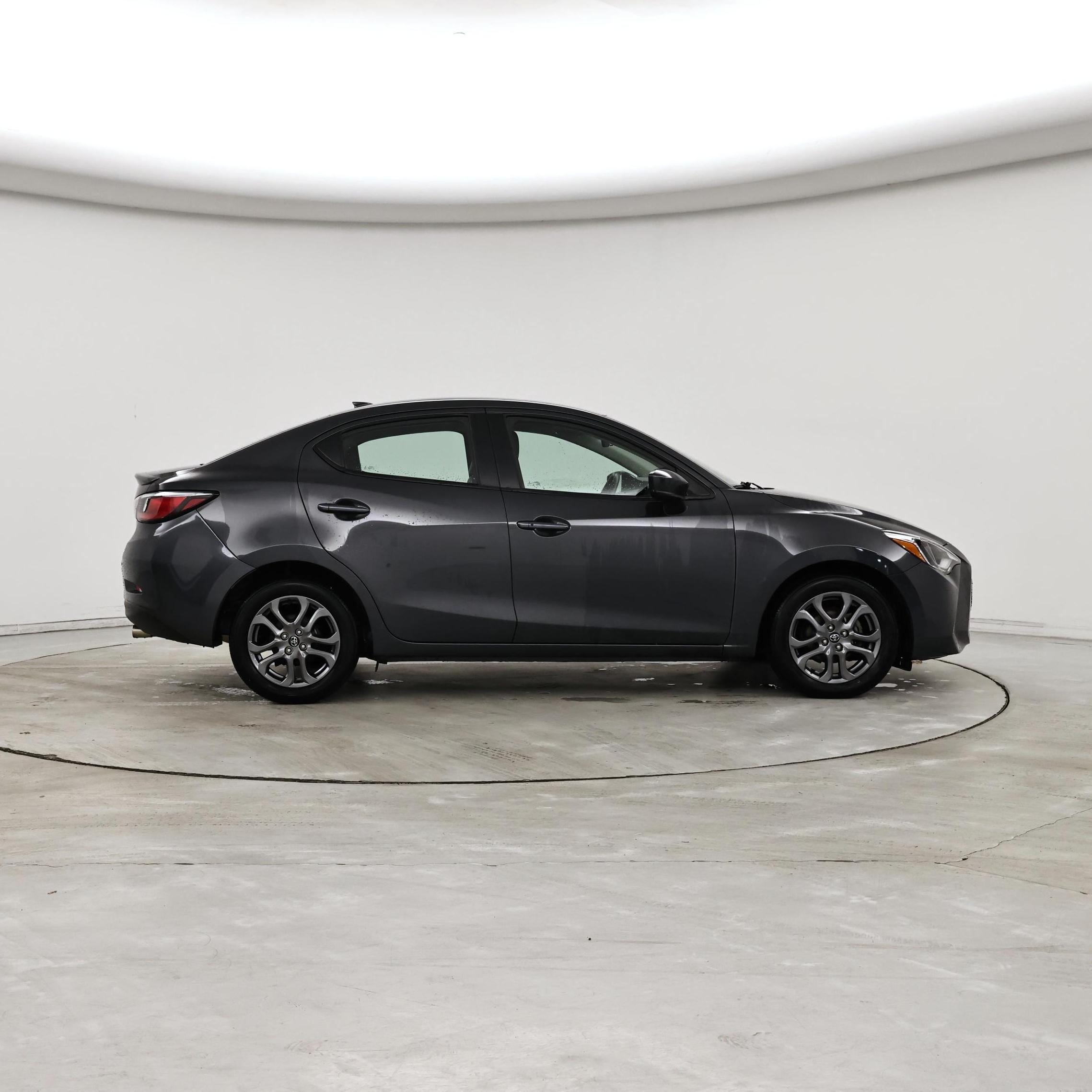 Thumbnail: 2019 Toyota Yaris - 7