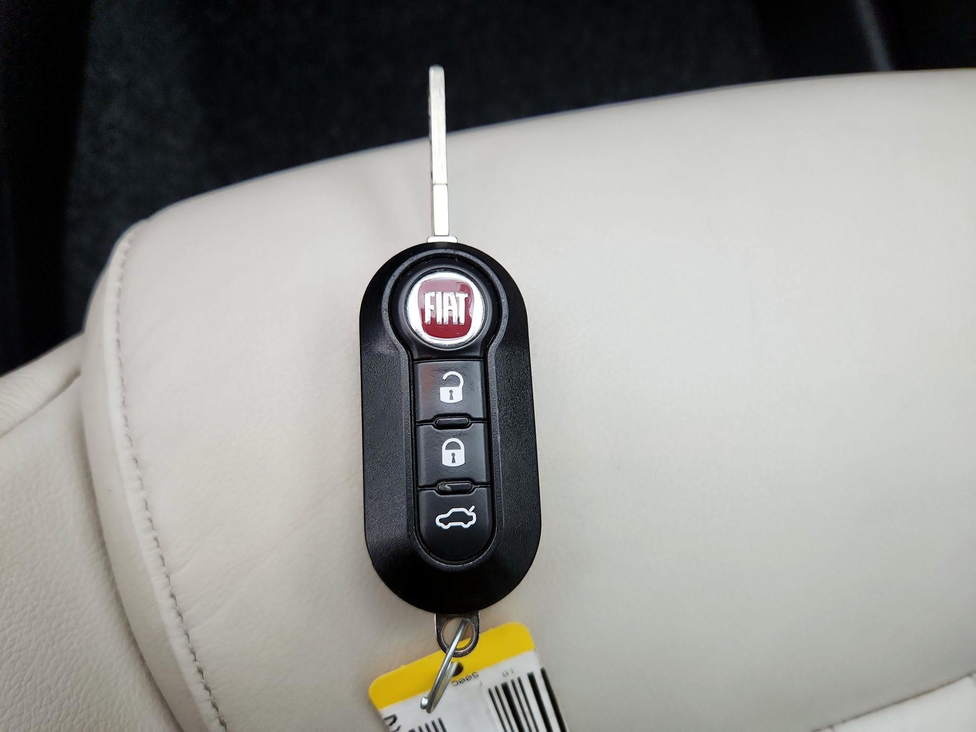 Thumbnail: 2018 Fiat 500 - 20