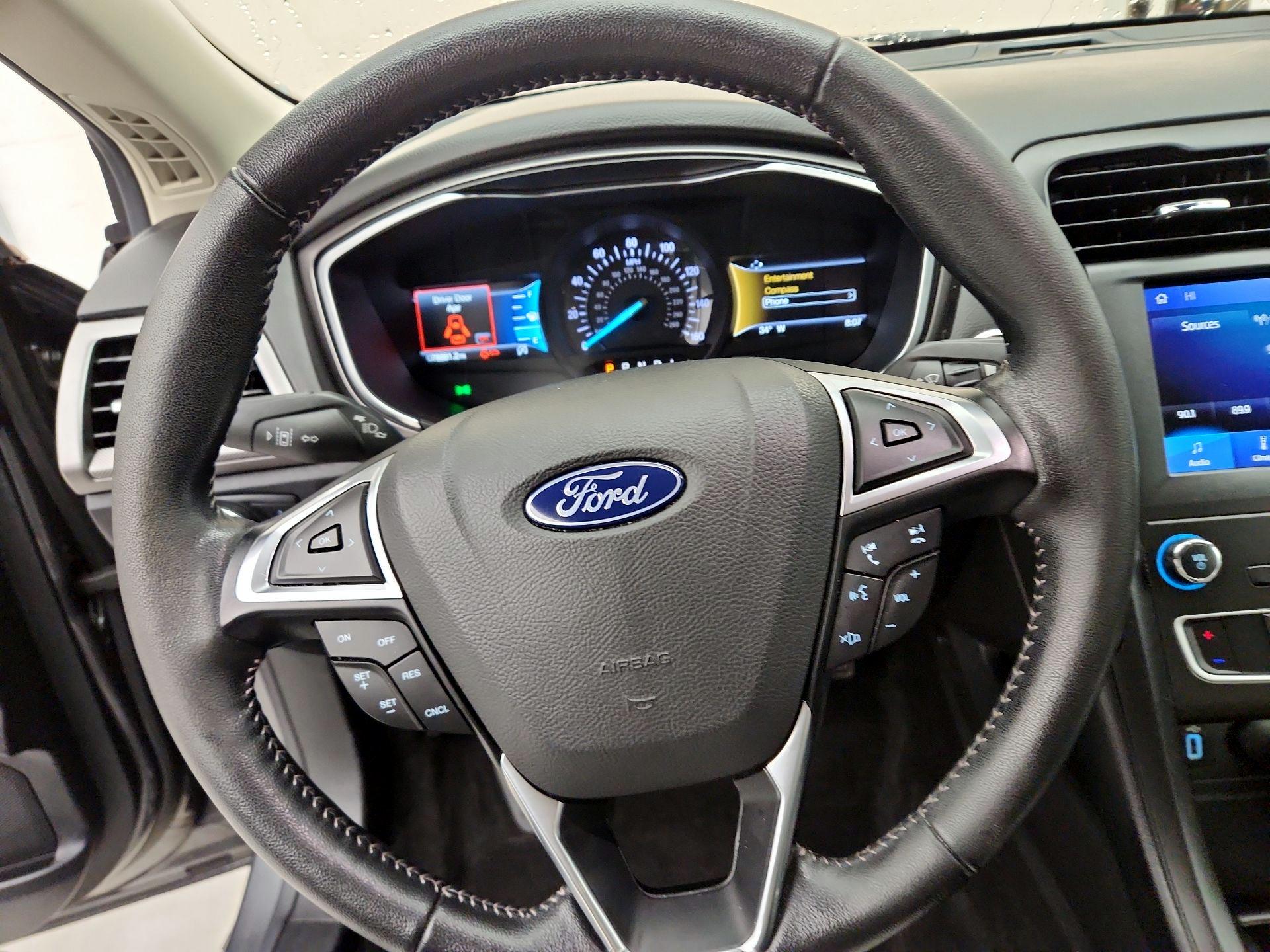 Thumbnail: 2020 Ford Fusion - 10