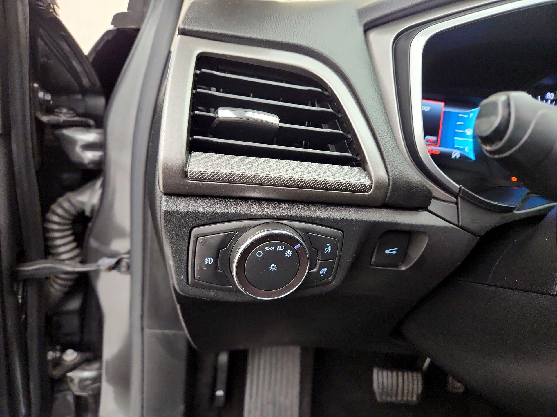 Thumbnail: 2020 Ford Fusion - 13