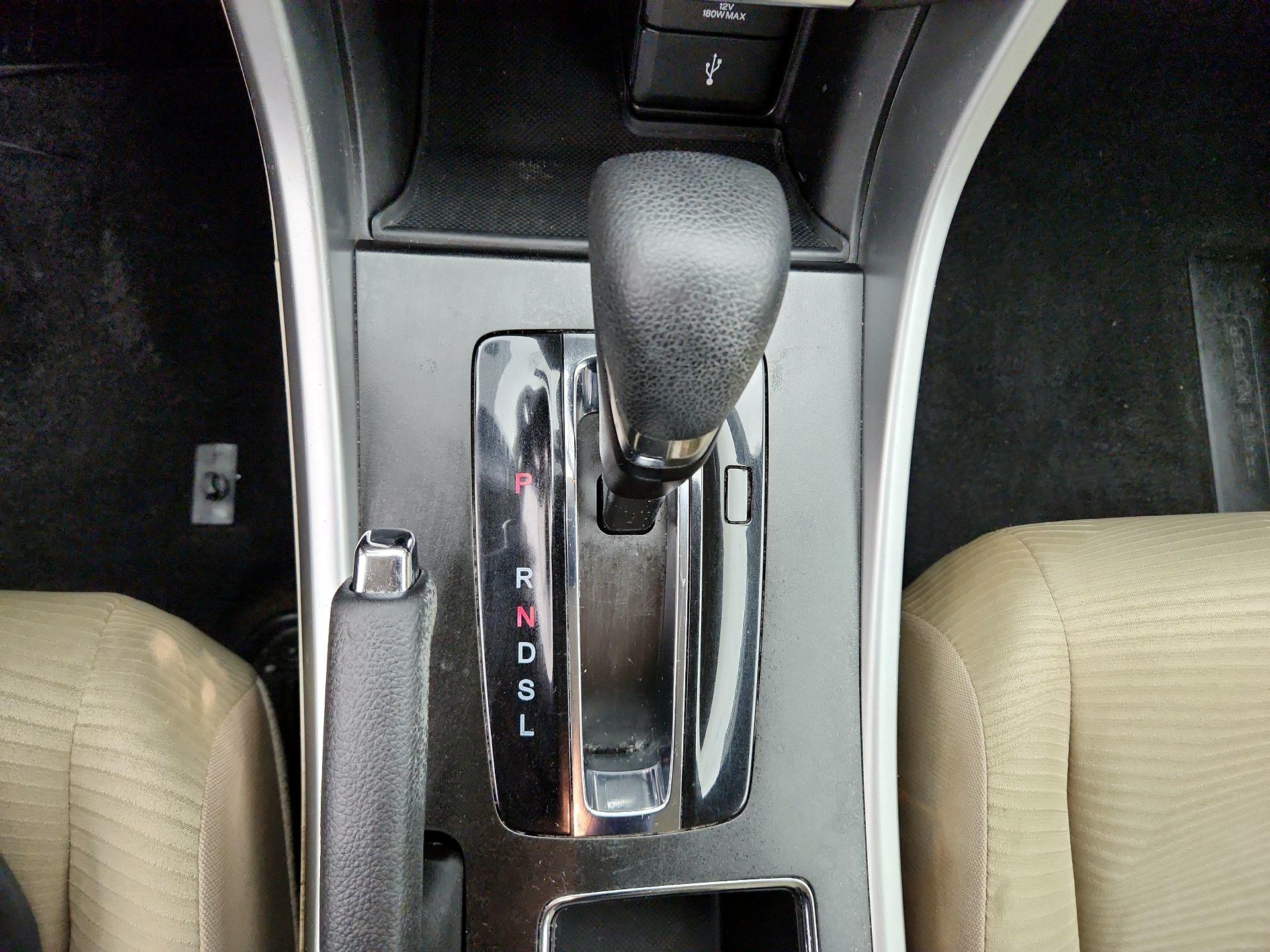 Thumbnail: 2015 Honda Accord - 17