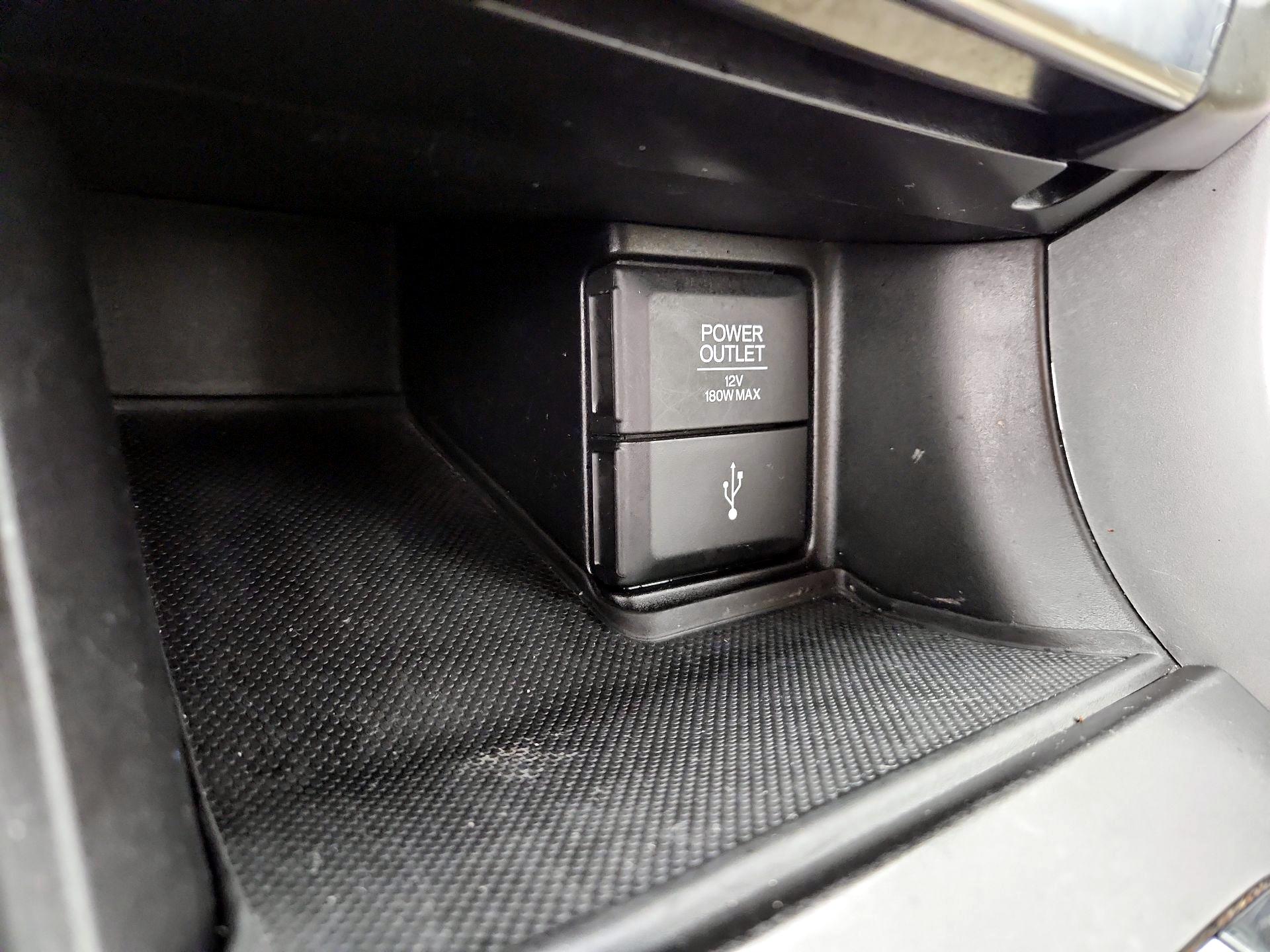 Thumbnail: 2015 Honda Accord - 18