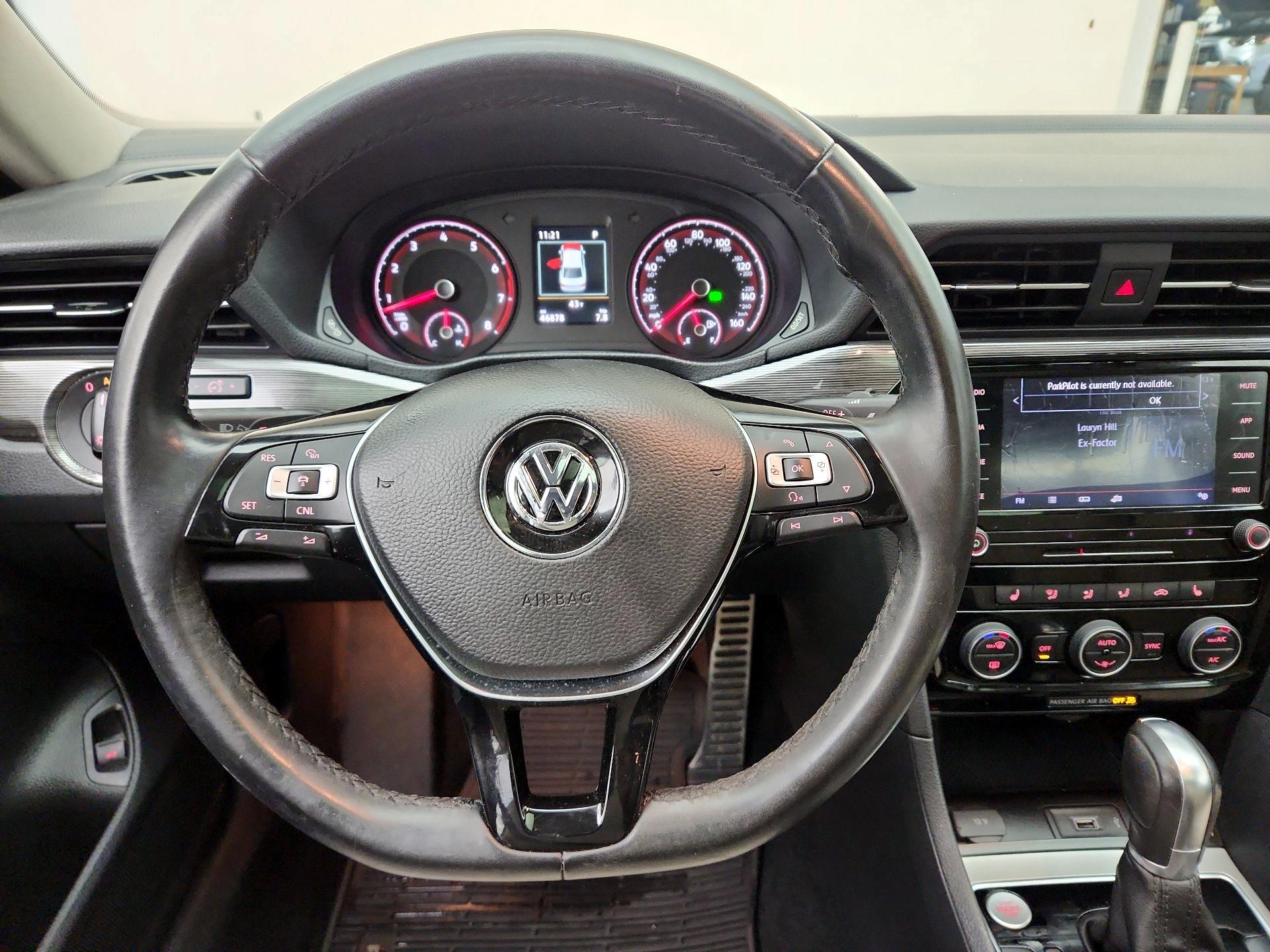 Thumbnail: 2020 Volkswagen Passat - 10