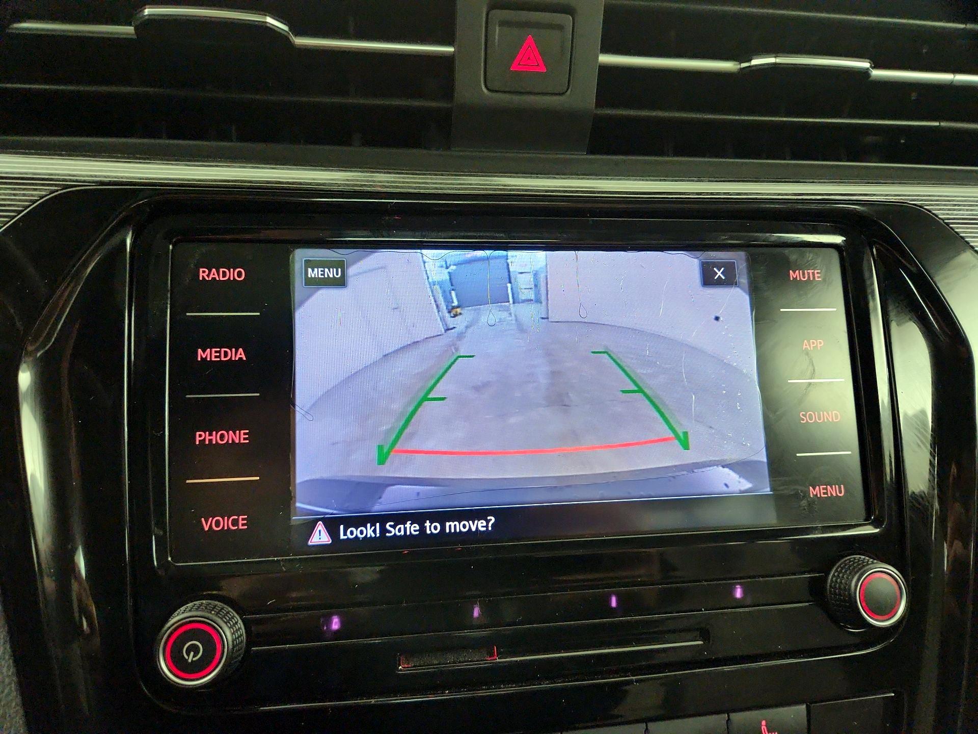 Thumbnail: 2020 Volkswagen Passat - 14