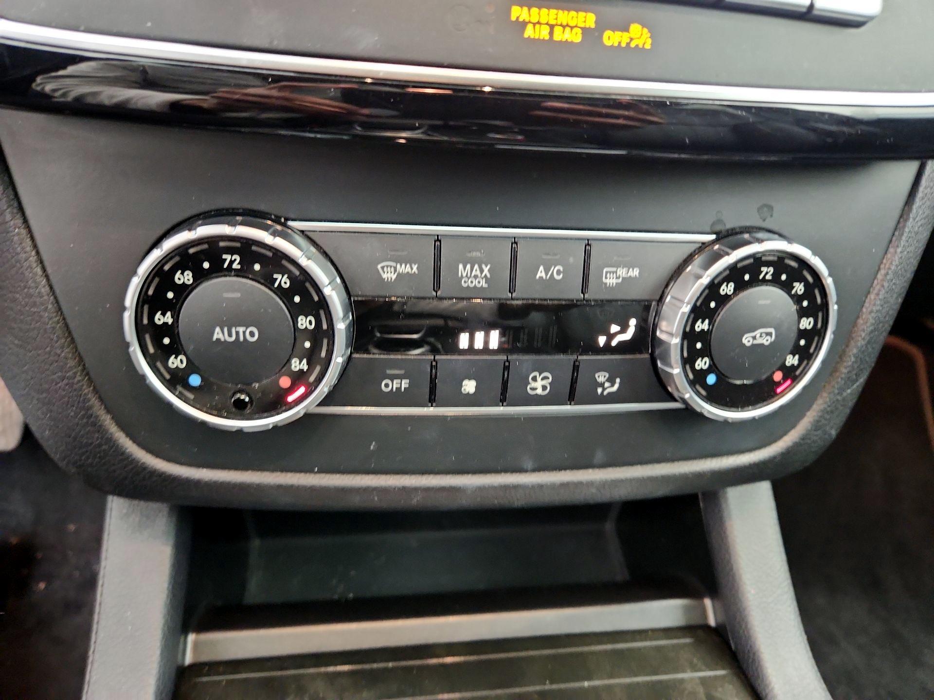 Thumbnail: 2017 Mercedes-Benz GLE - 17