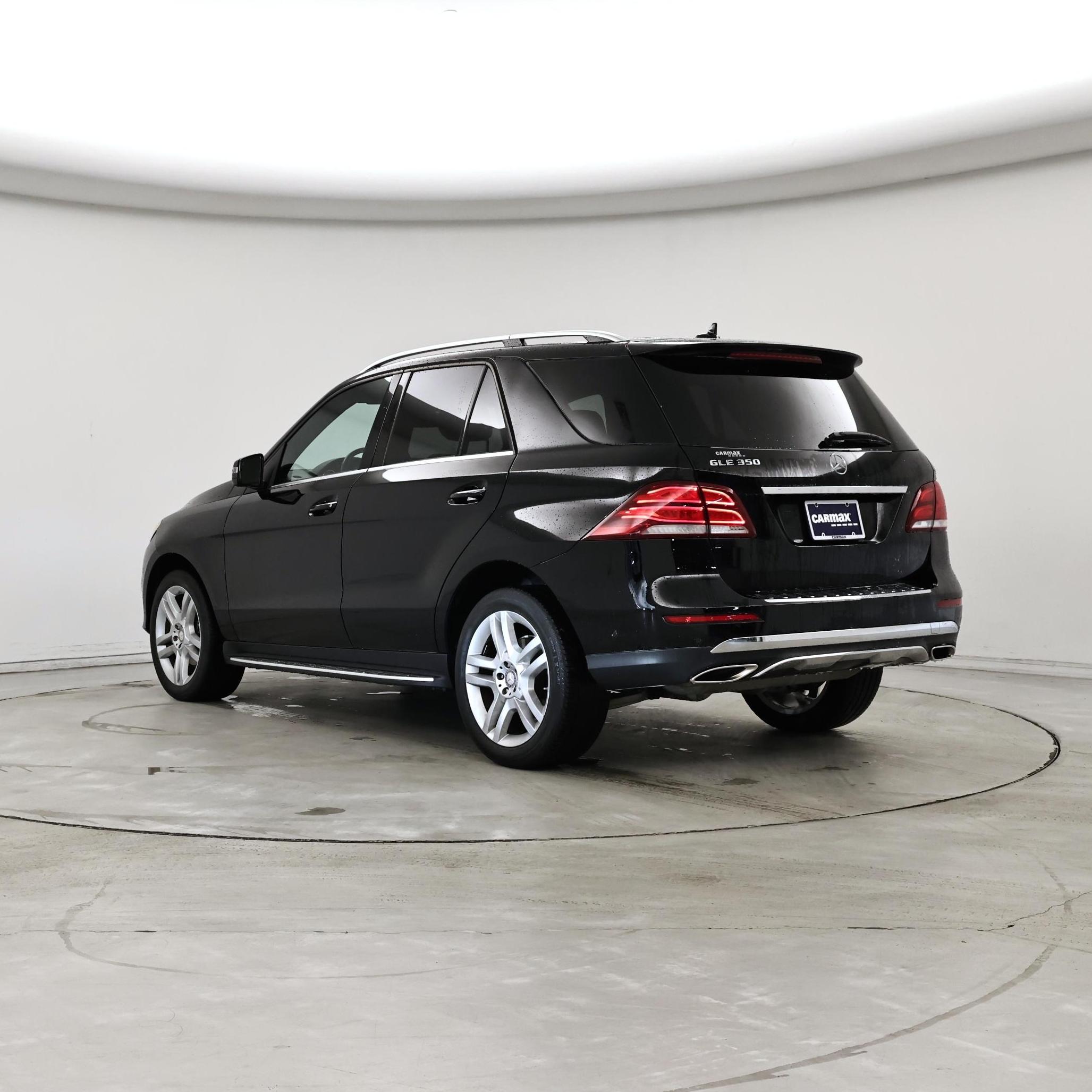 Thumbnail: 2017 Mercedes-Benz GLE - 2