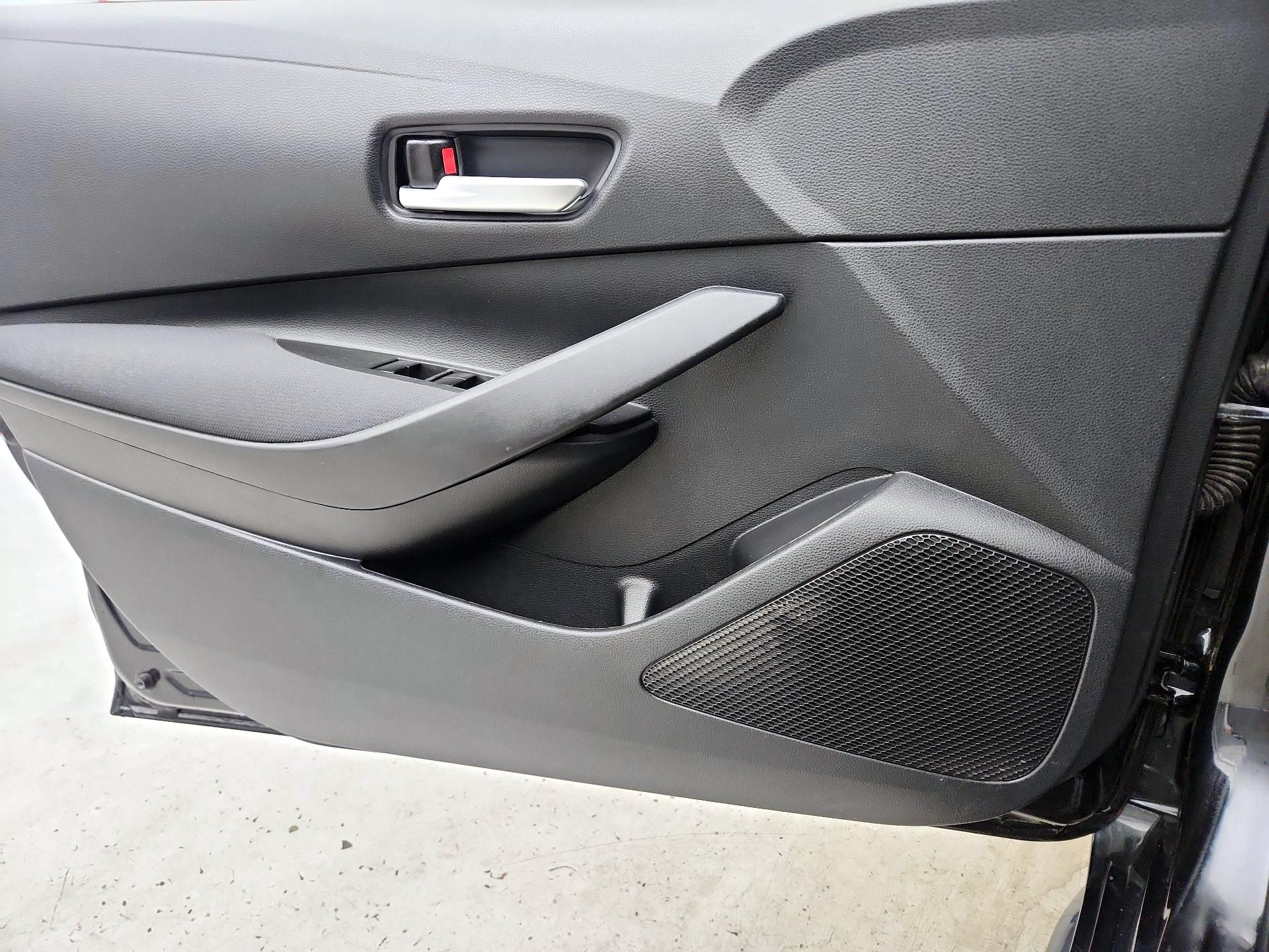 Thumbnail: 2021 Toyota Corolla - 12